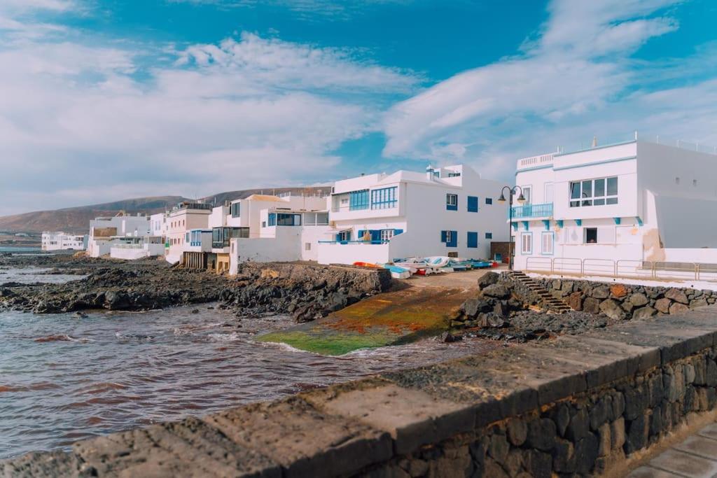 Precioso apartamento junto al mar.