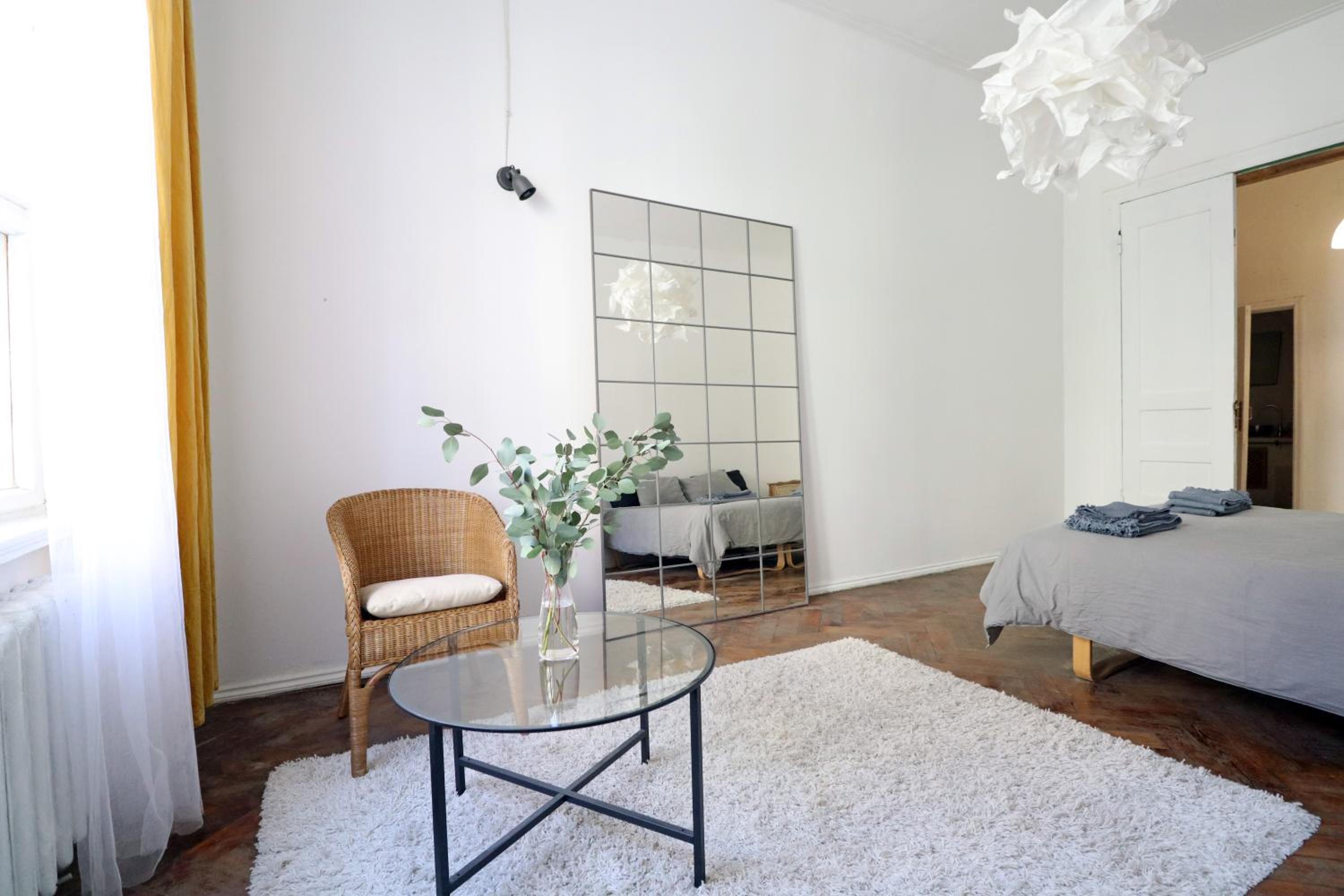 Spacious 3 room apartment in Art nouveau district view 5