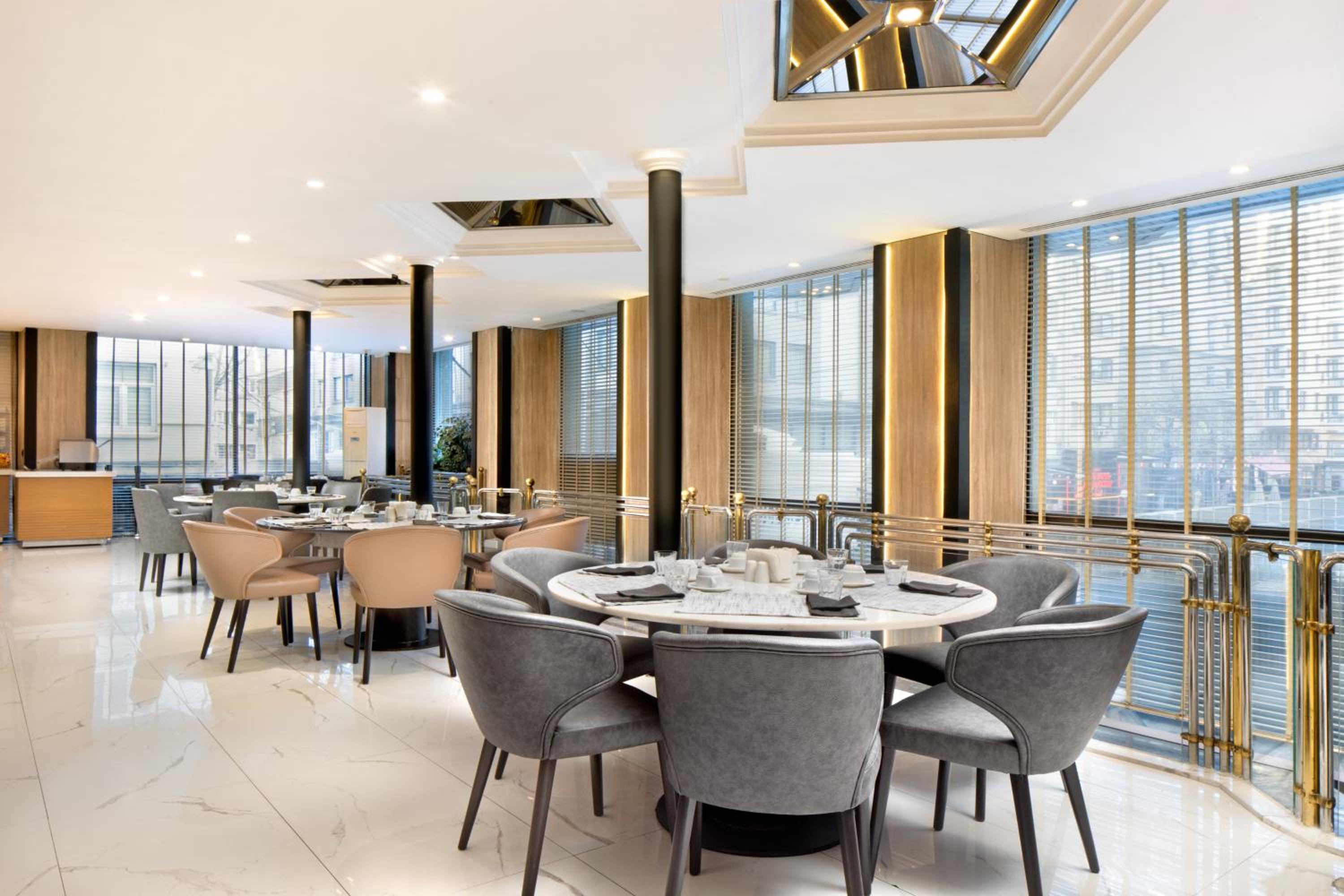 Golden Age Hotel Taksim - Image 13