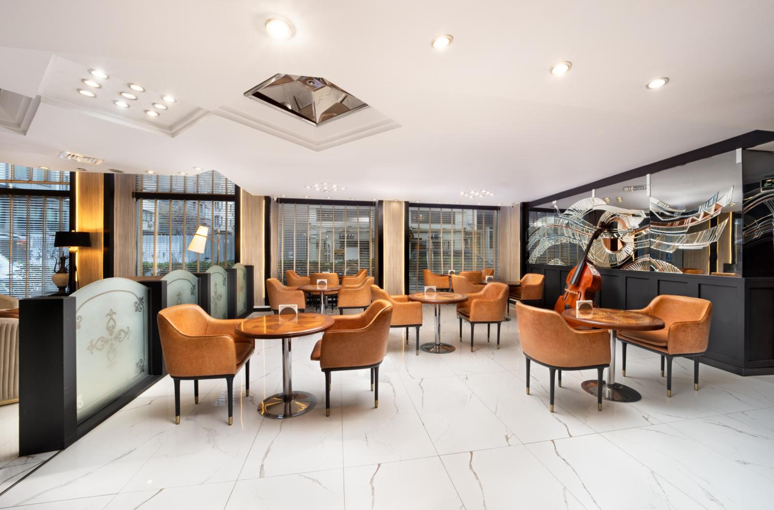 Golden Age Hotel Taksim - Image 12