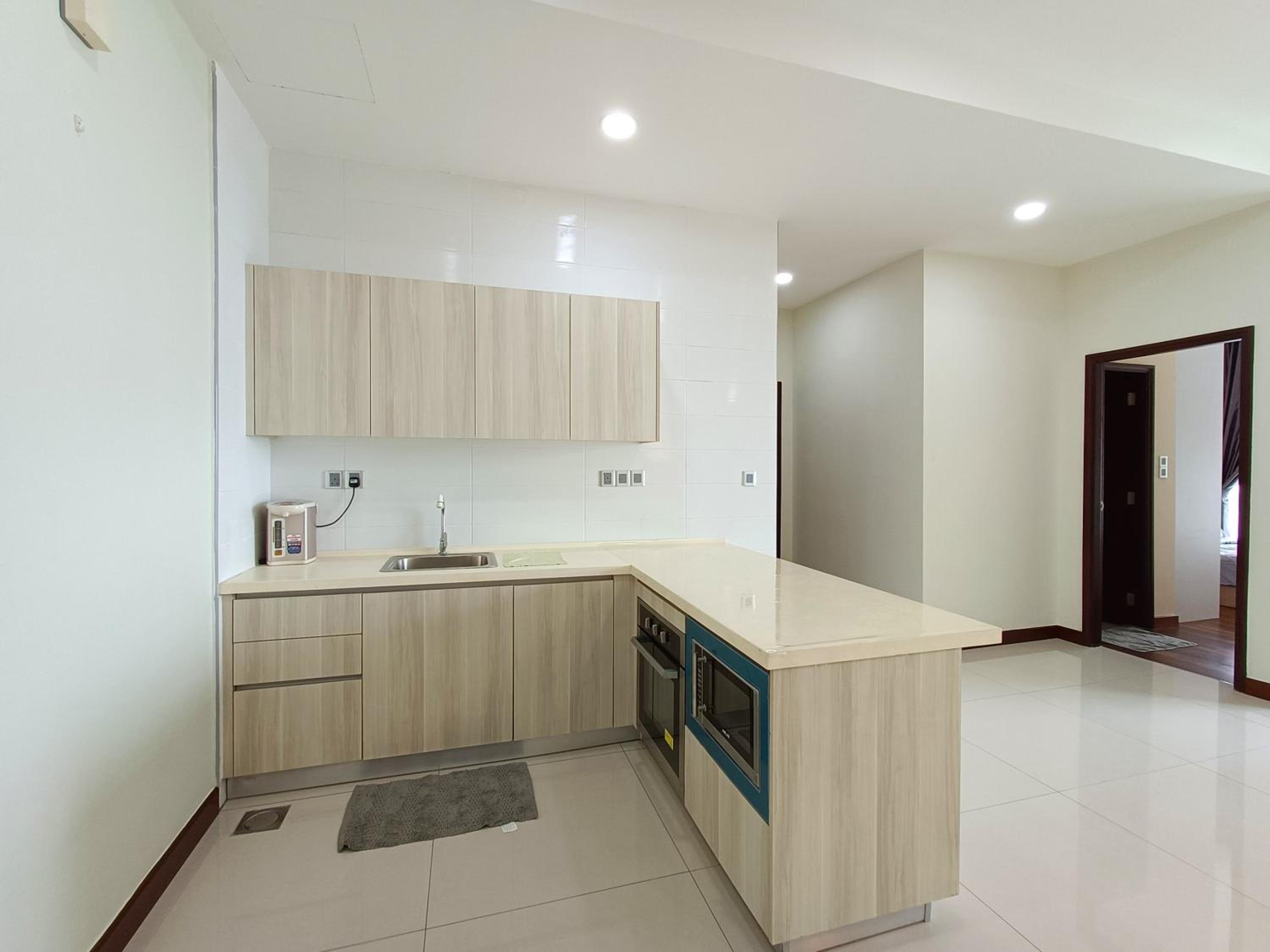 Paragon Suite Homestay by Antlerzone