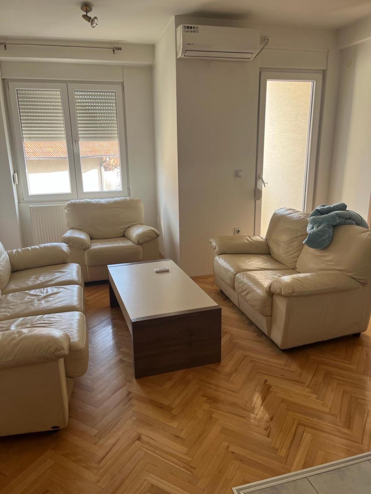 Vlada apartment