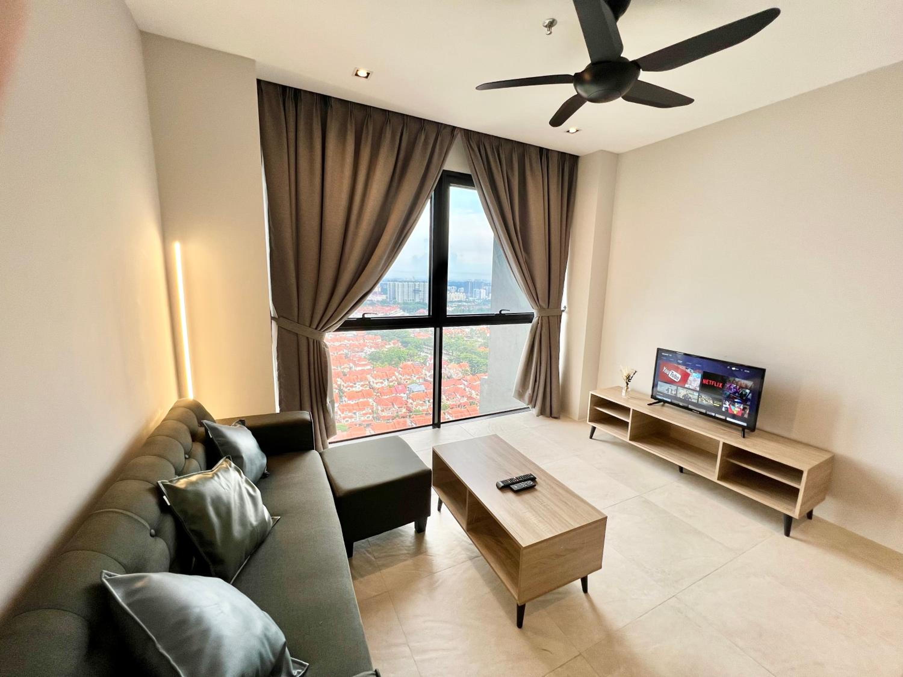 LA 1-10 Pax Cozy Home Tropicana 3Rooms 4QBeds Wifi&TV photo 3