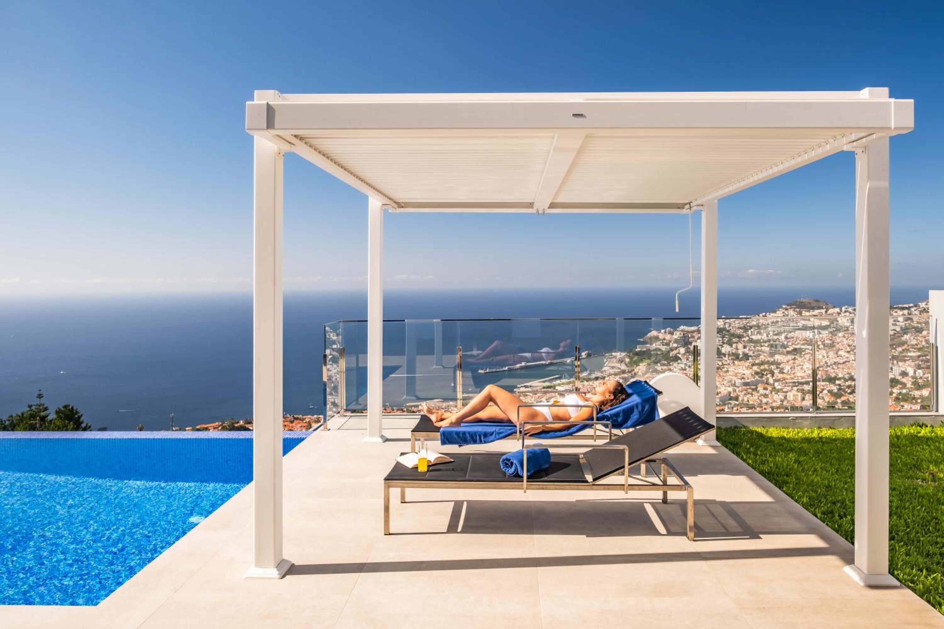Villa Boa Nova Branca by LovelyStay view 5