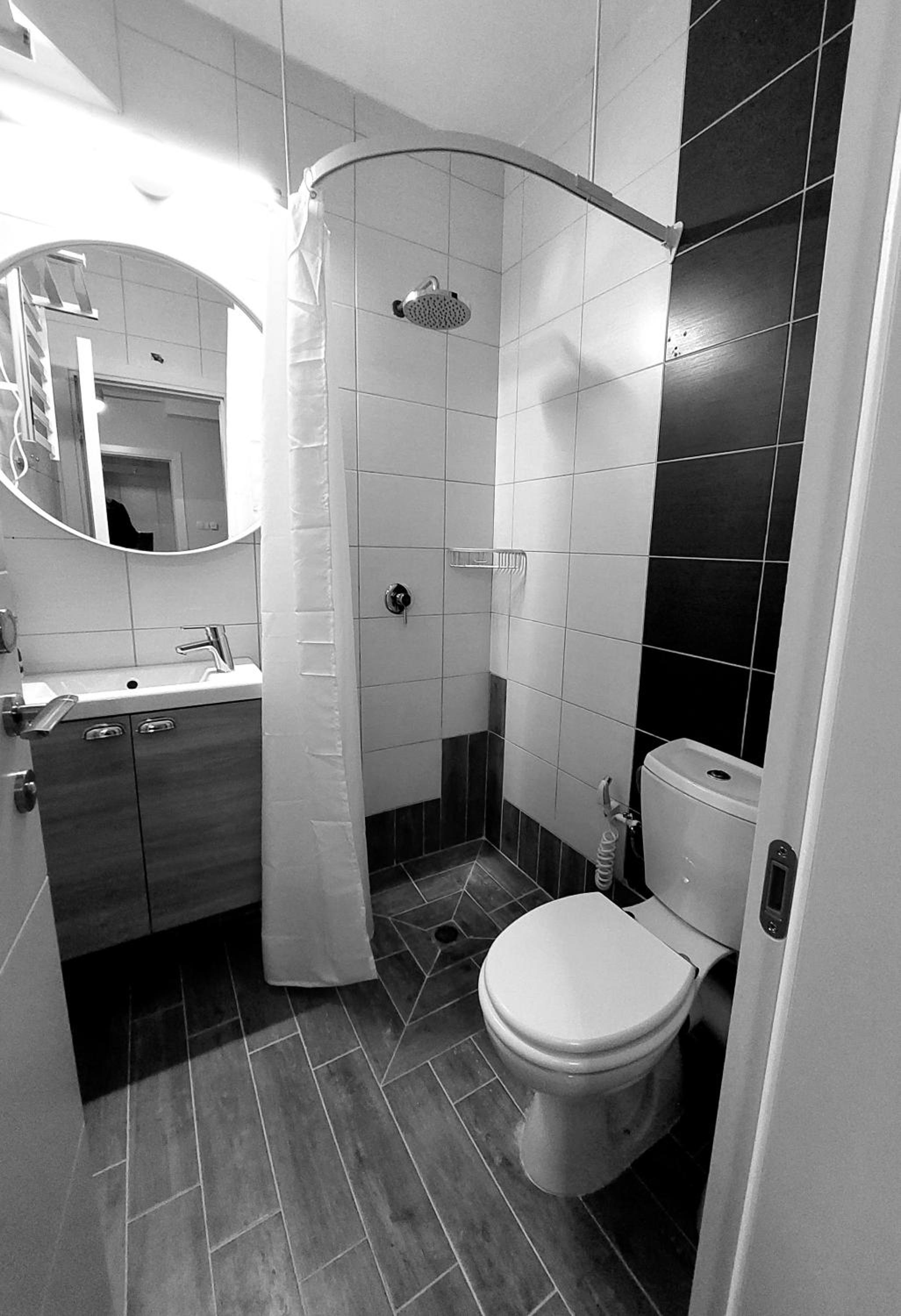 apartments with separate kitchen by the sea view 2