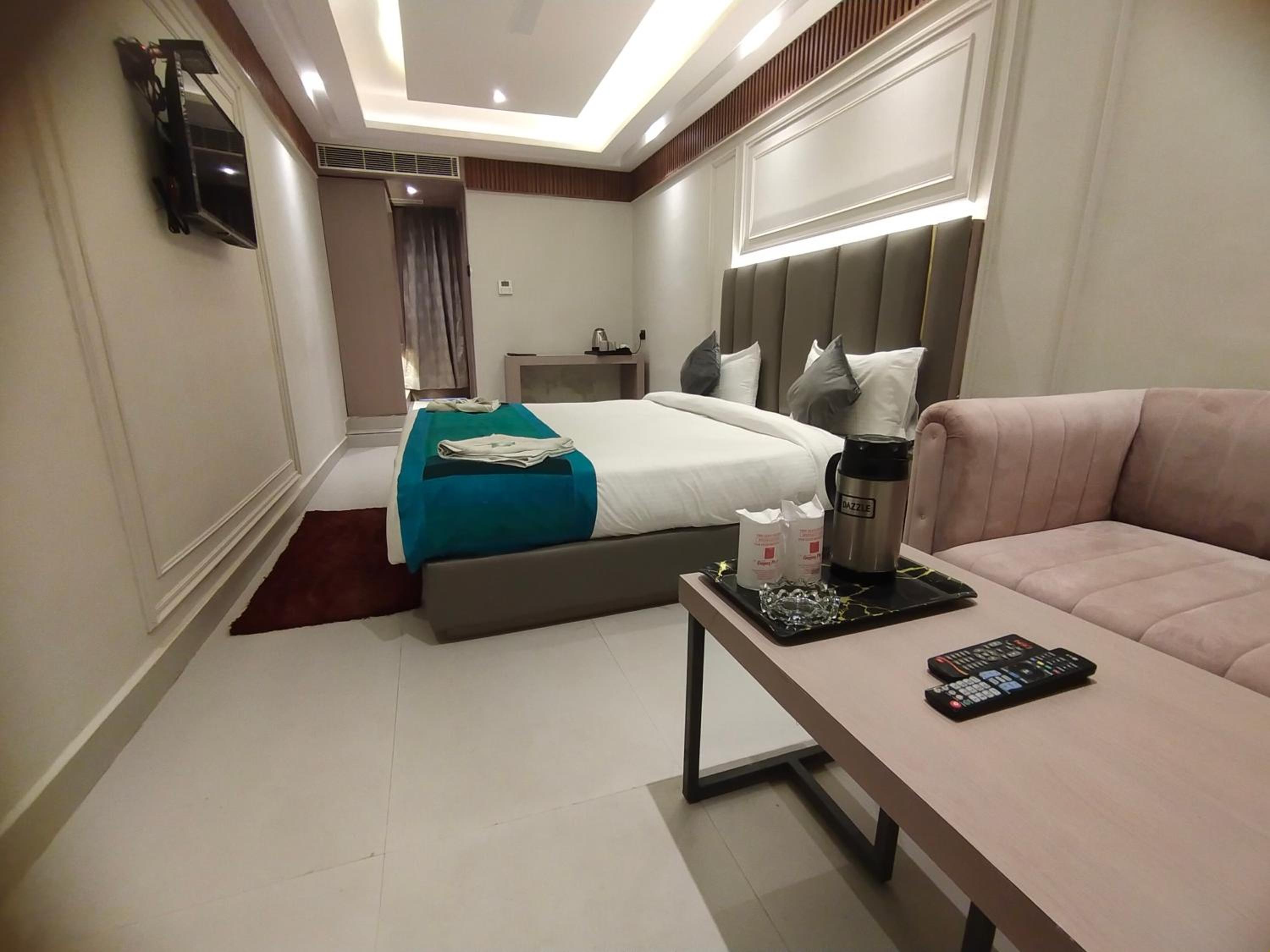 Hotel Gagan Plaza