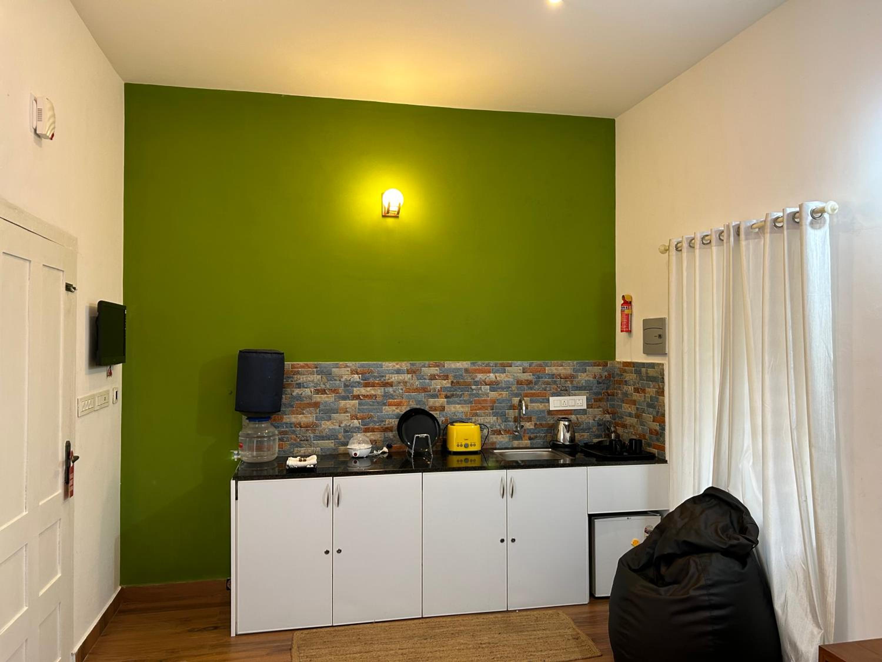 Silver Oak By Exuberance Stays (Independent Holiday Home)