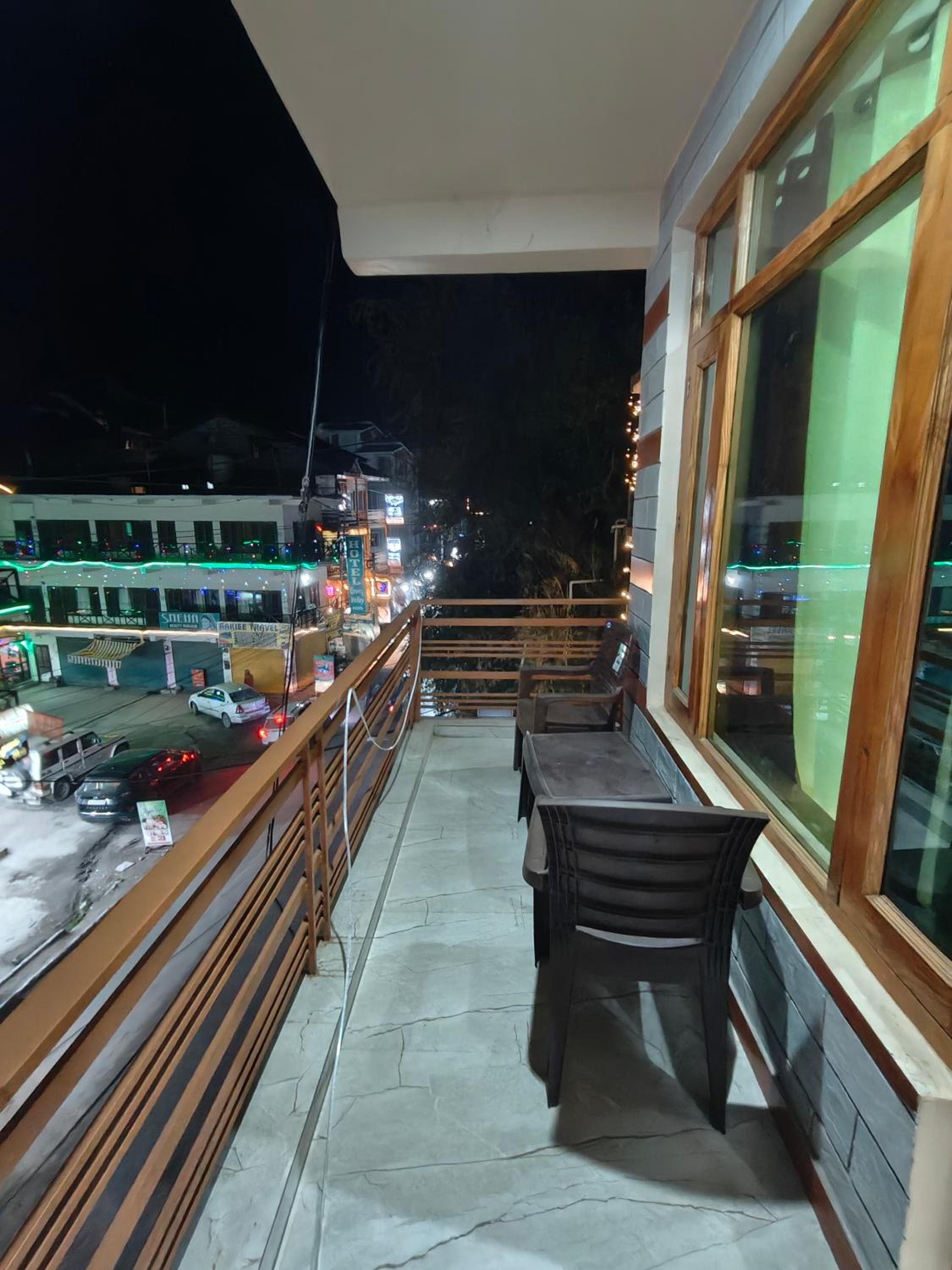 NEW SAMY CAFE AND HOMESTAY
