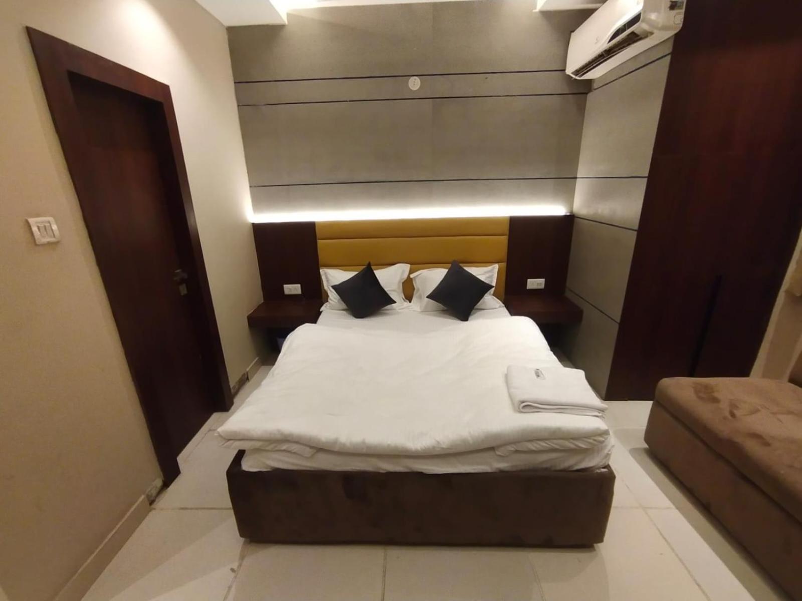 Hotel Gagan Plaza