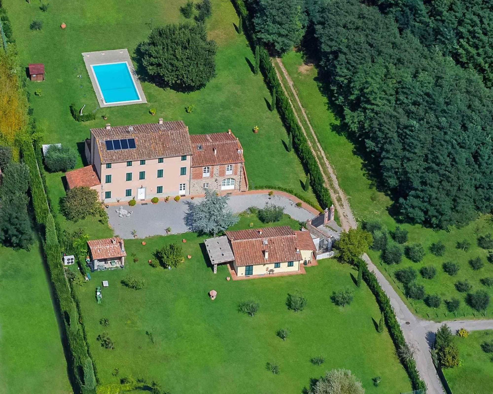 Villa al Falchetto by VacaVilla view 4