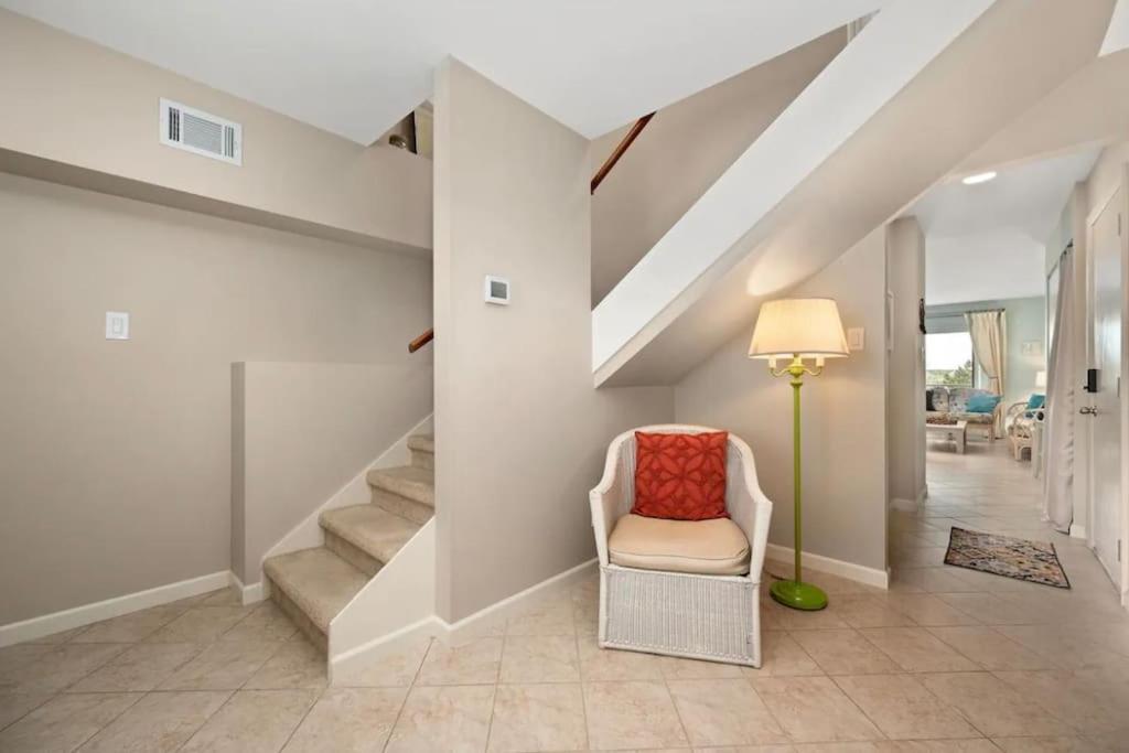 Canal Views and Walking Distance to Ocean and Park view 2