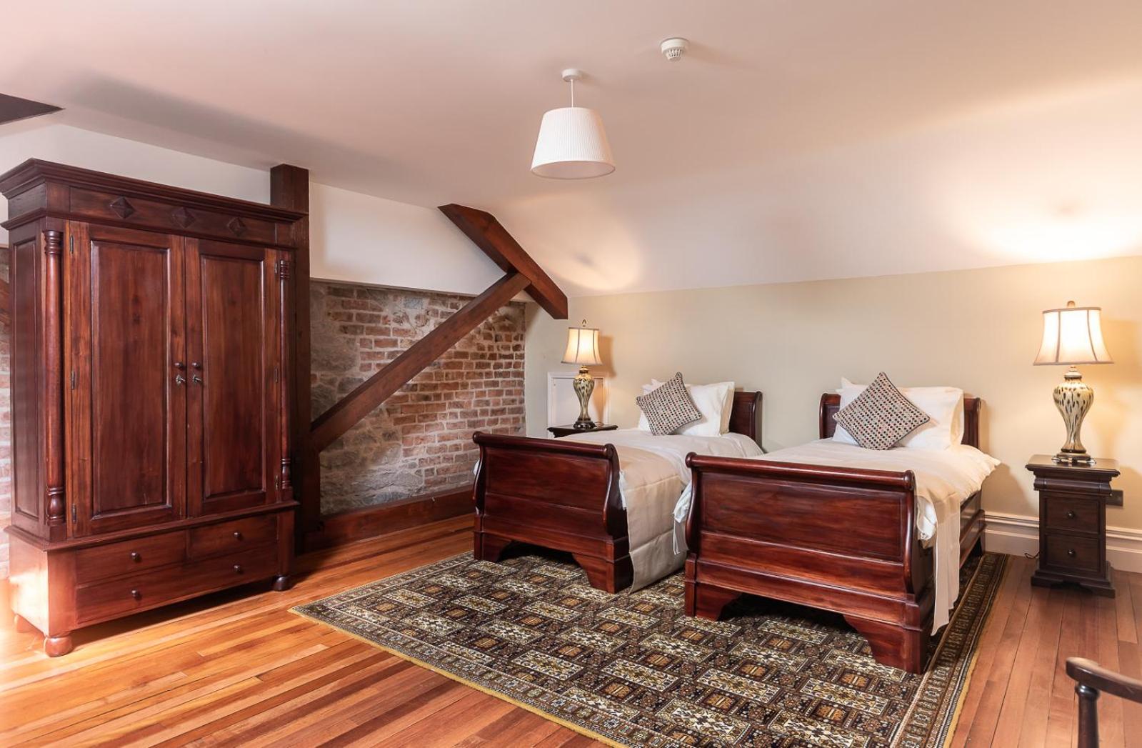 8 bedroomed house steeped in history