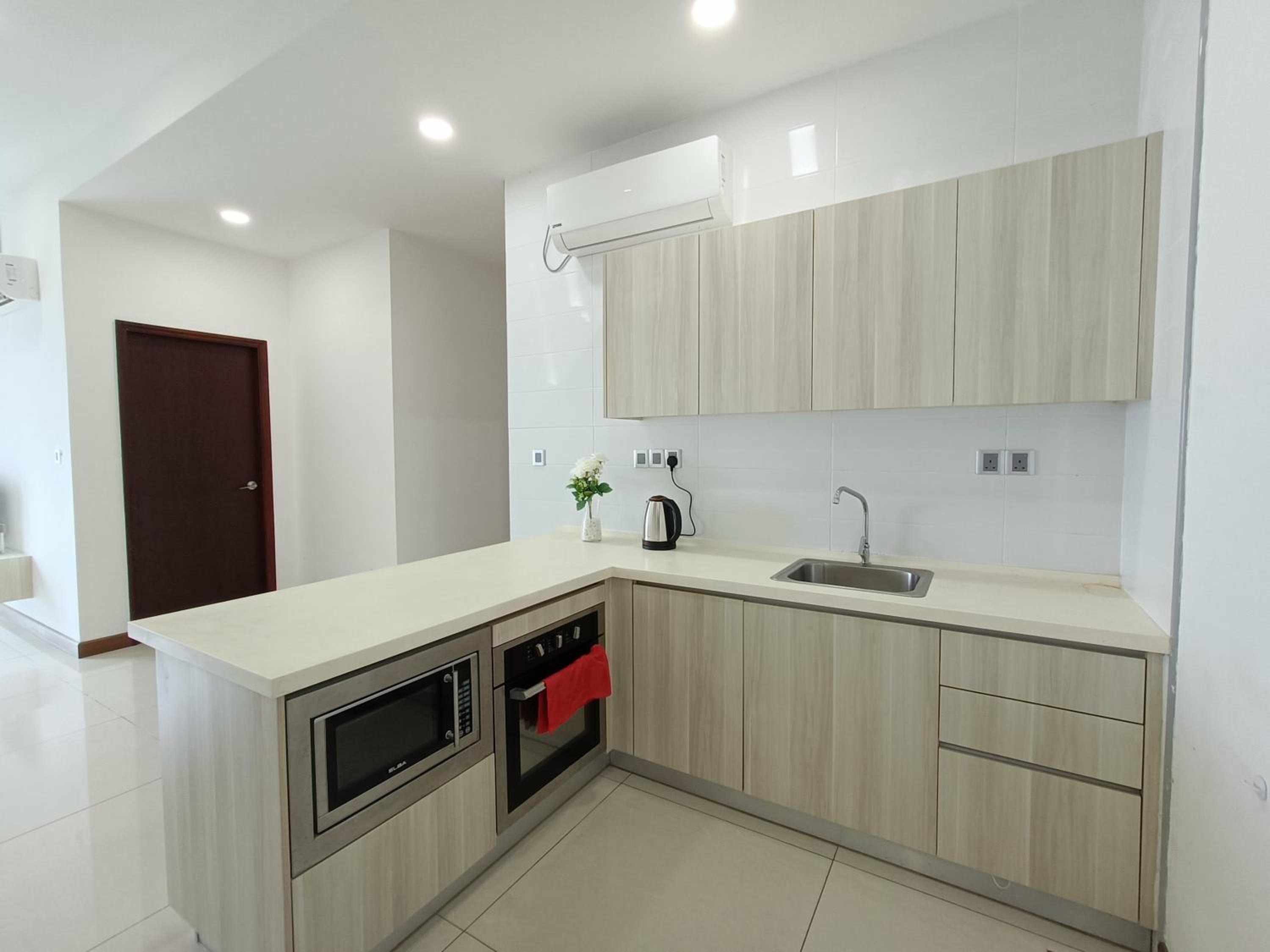 Paragon Suite Homestay by Antlerzone