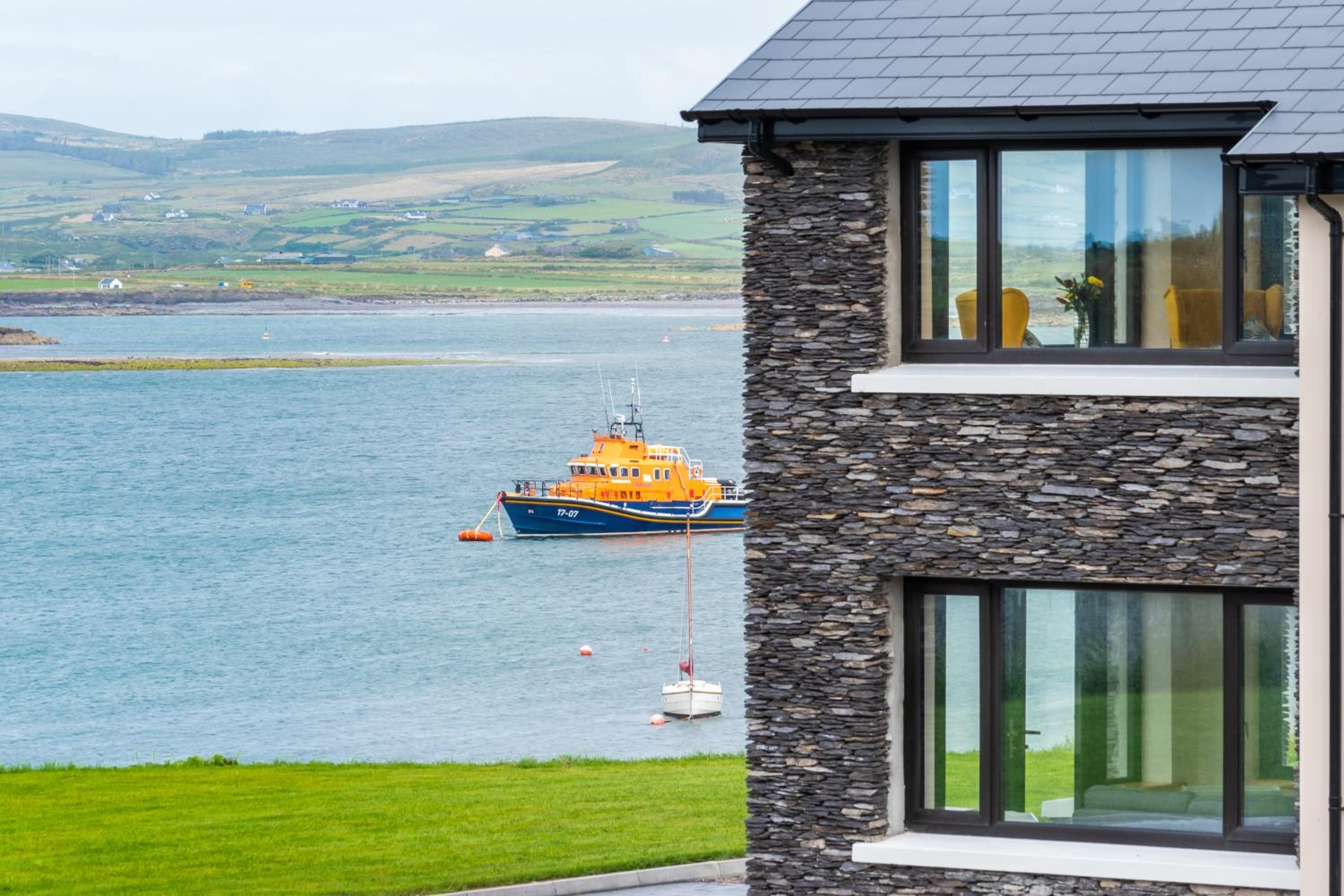 Luxury 4 bedroom holiday home overlooking the sea on Valentia Island view 2