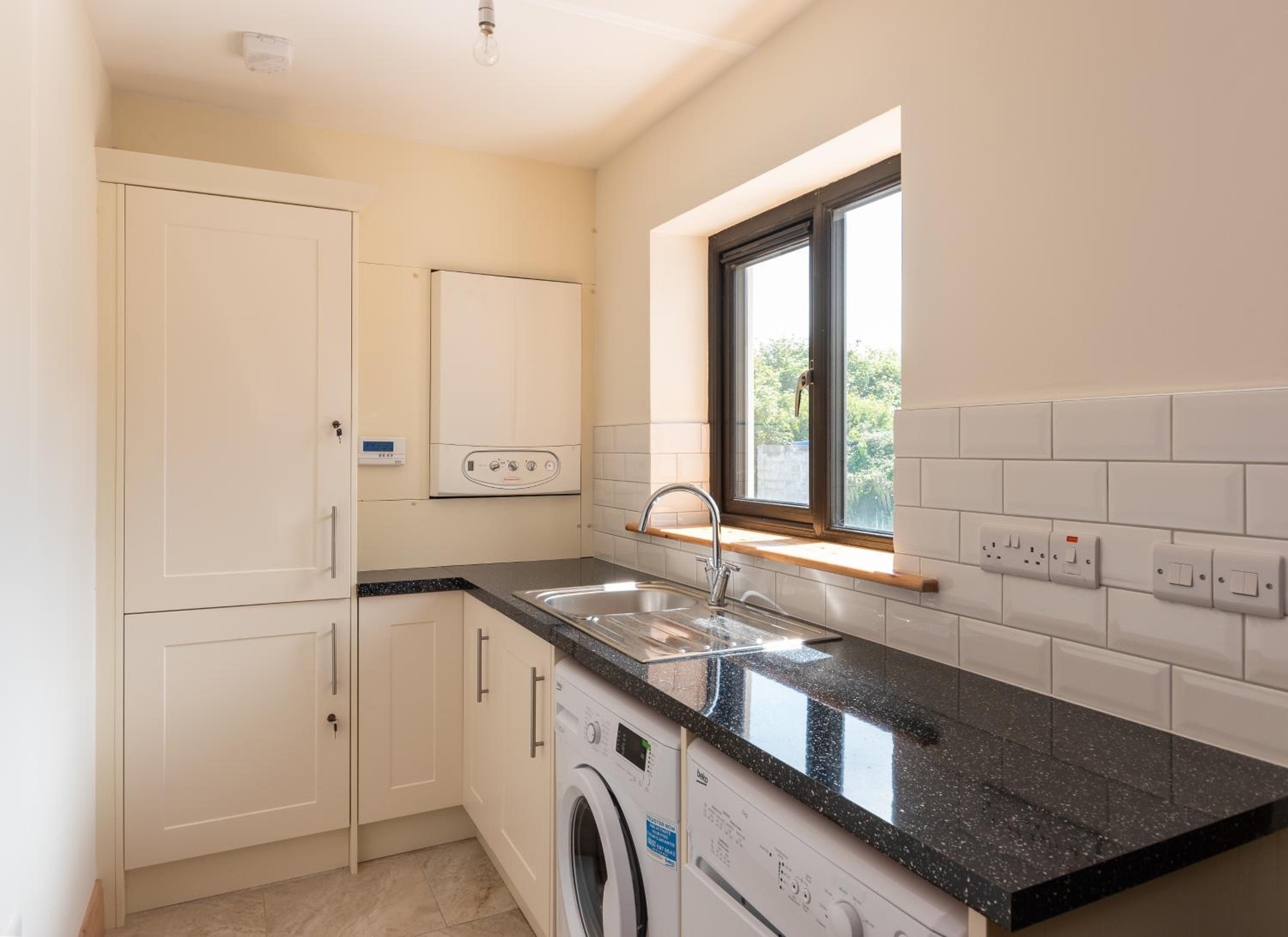 Luxury 4 bedroom holiday home overlooking the sea on Valentia Island view 3