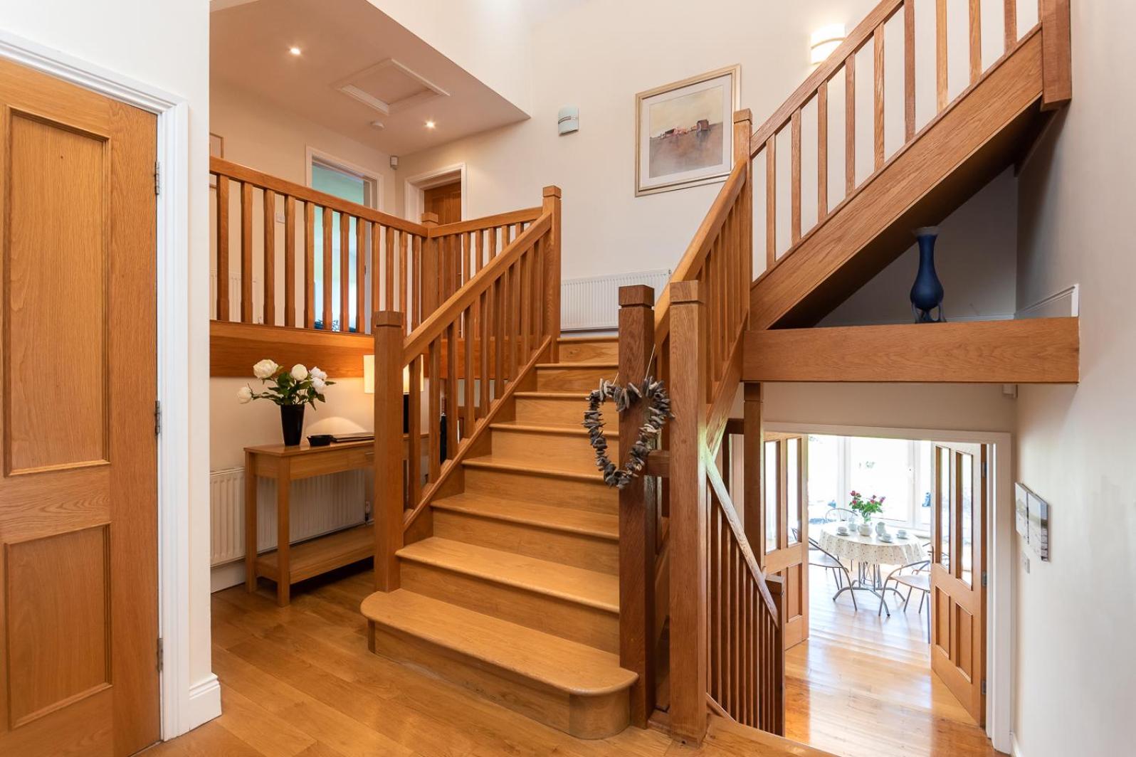 Stylish 4 bedroom home overlooking Kenmare Bay view 3