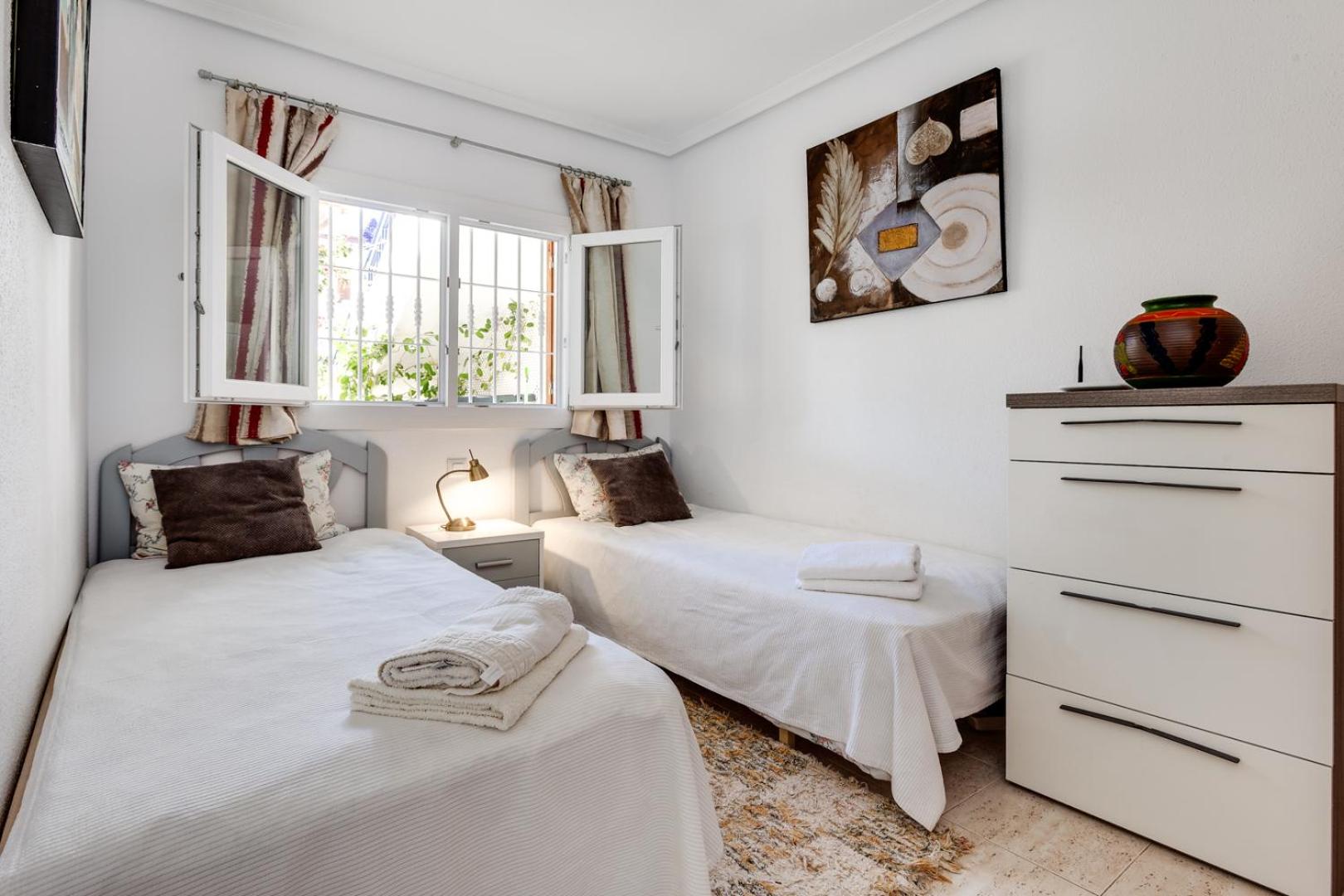 Bungalow con terraza La Mata
