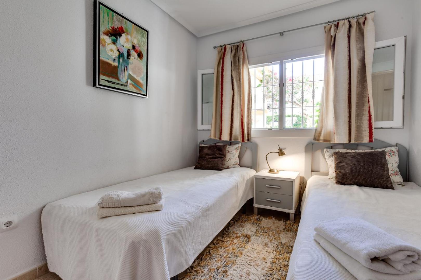 Bungalow con terraza La Mata