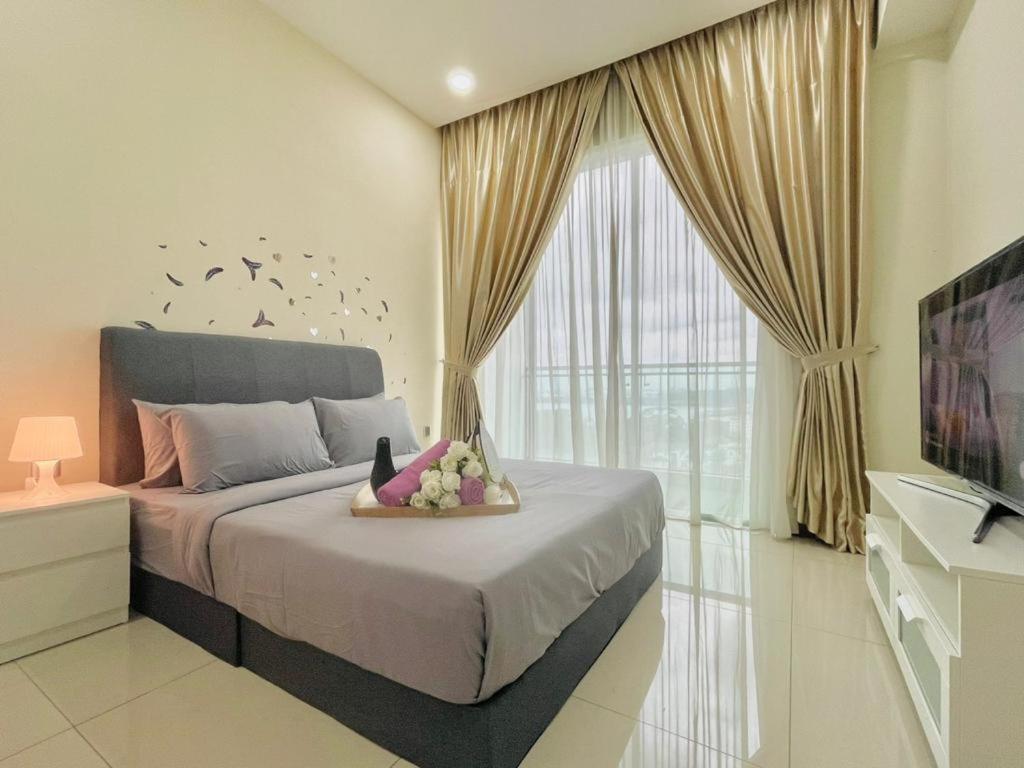 Paragon Suite Homestay by Antlerzone