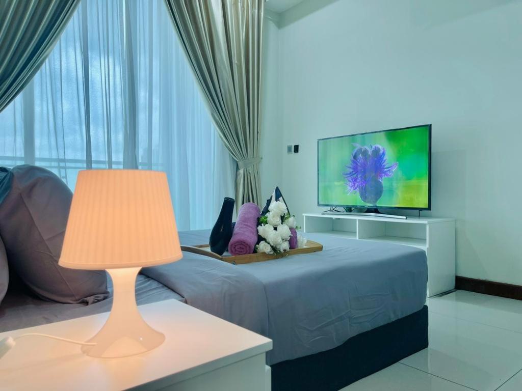 Paragon Suite Homestay by Antlerzone