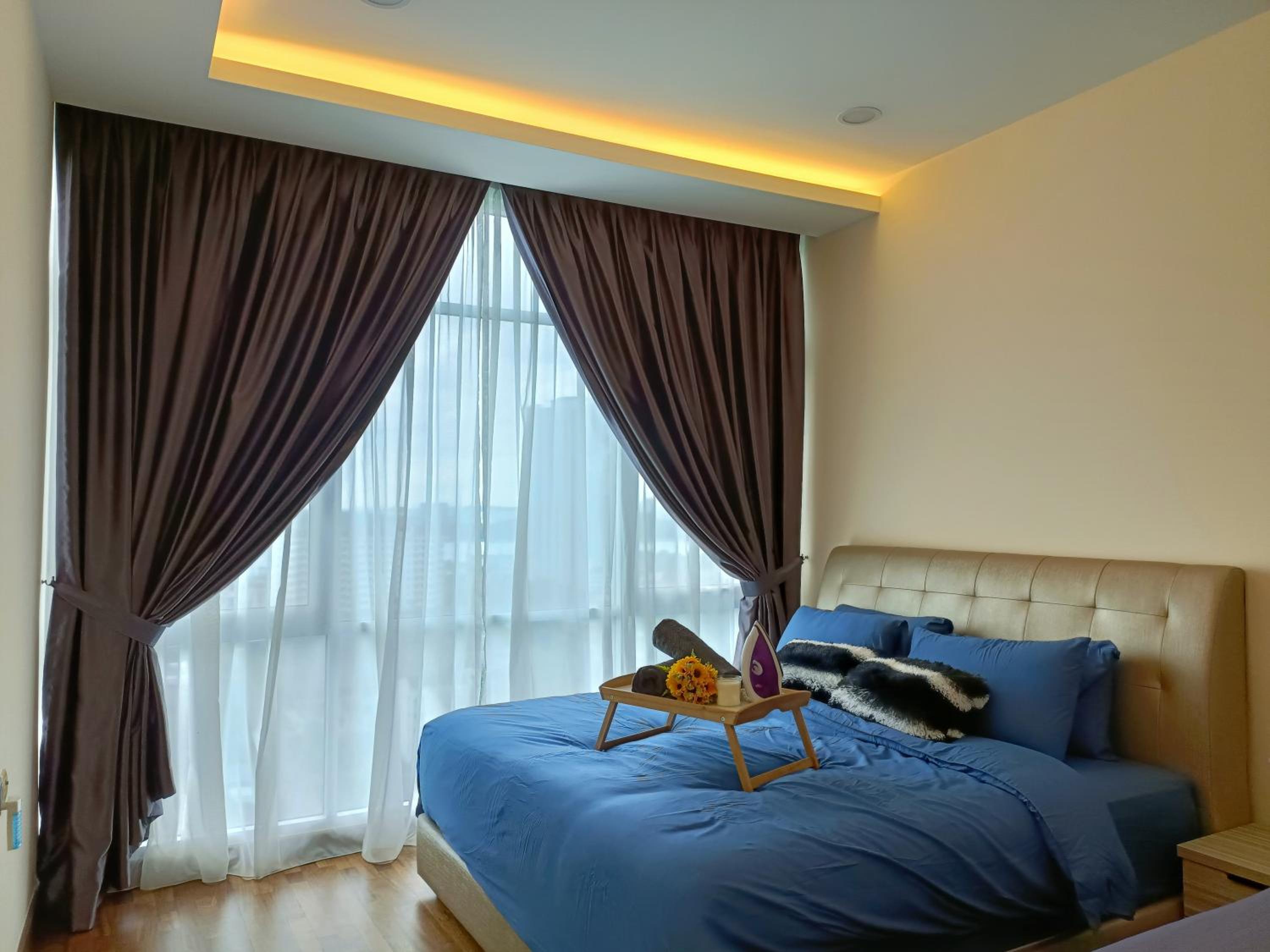 Paragon Suite Homestay by Antlerzone