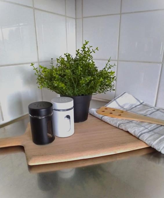Tilava kt yksiö, lasitettu parveke