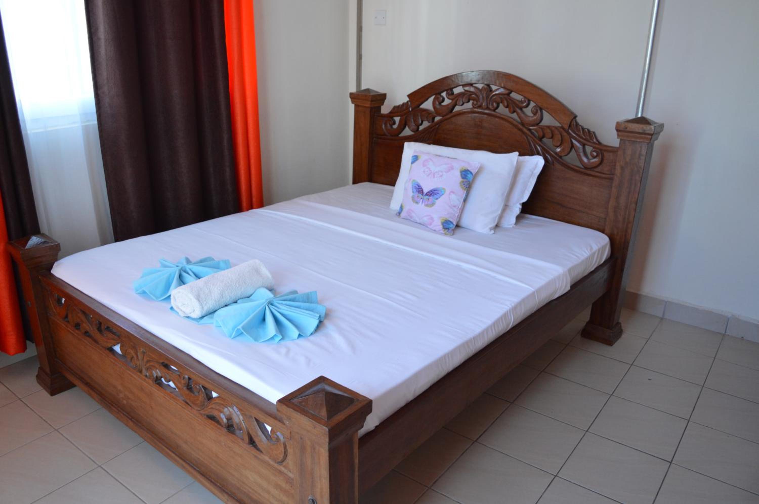 Roma Stays - Splendid 3BR Apartment At Sunset with a swimming pool view 3