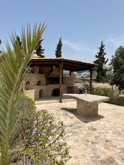 Villa Asteria - pool, garden, sea view & privacy view 2
