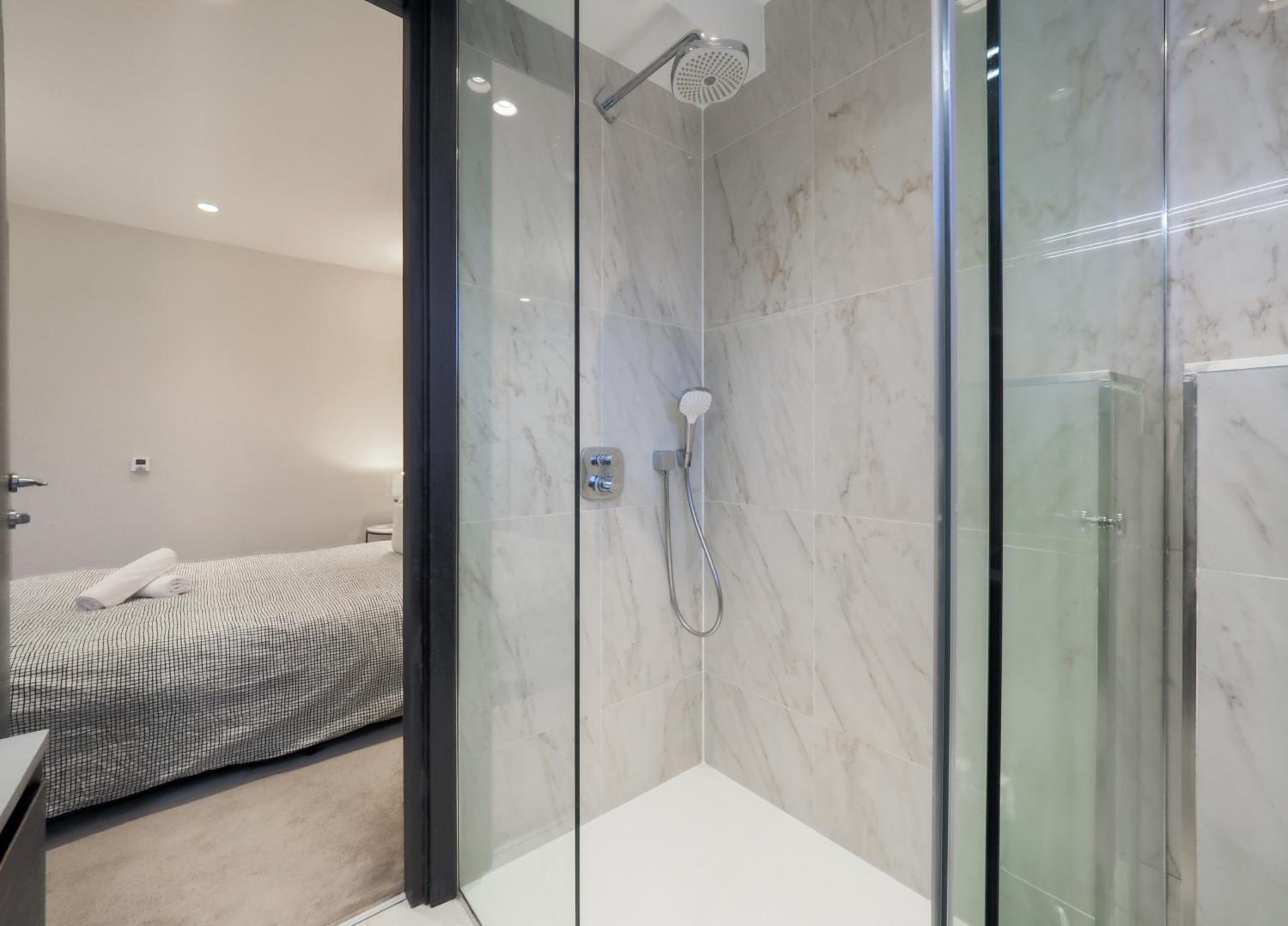 Luxury 3 Bedroom Flat in Maida Vale