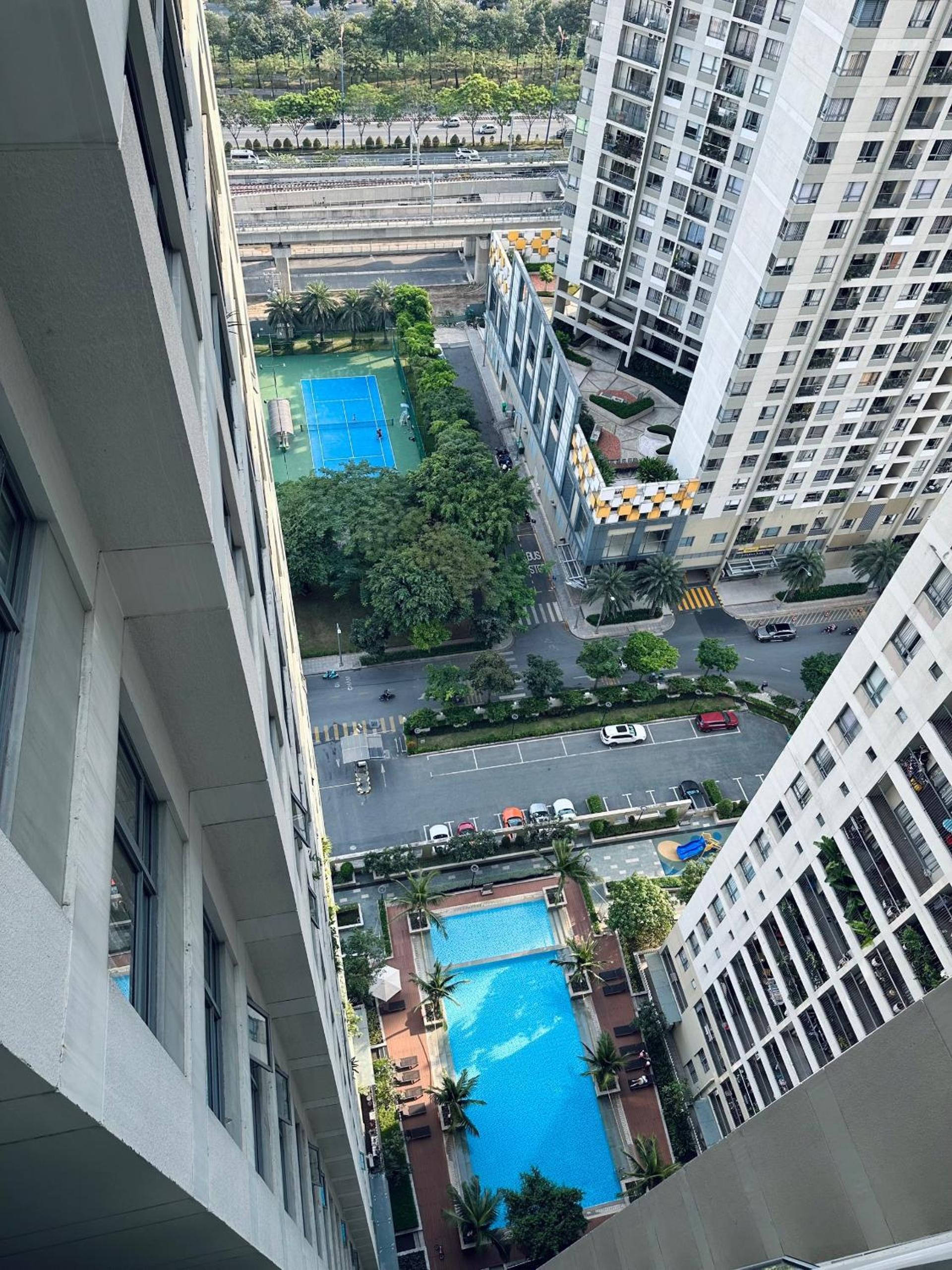 HHomes - Luxury 1 Bedroom view City at Masteri Thao Dien with Pool GYM