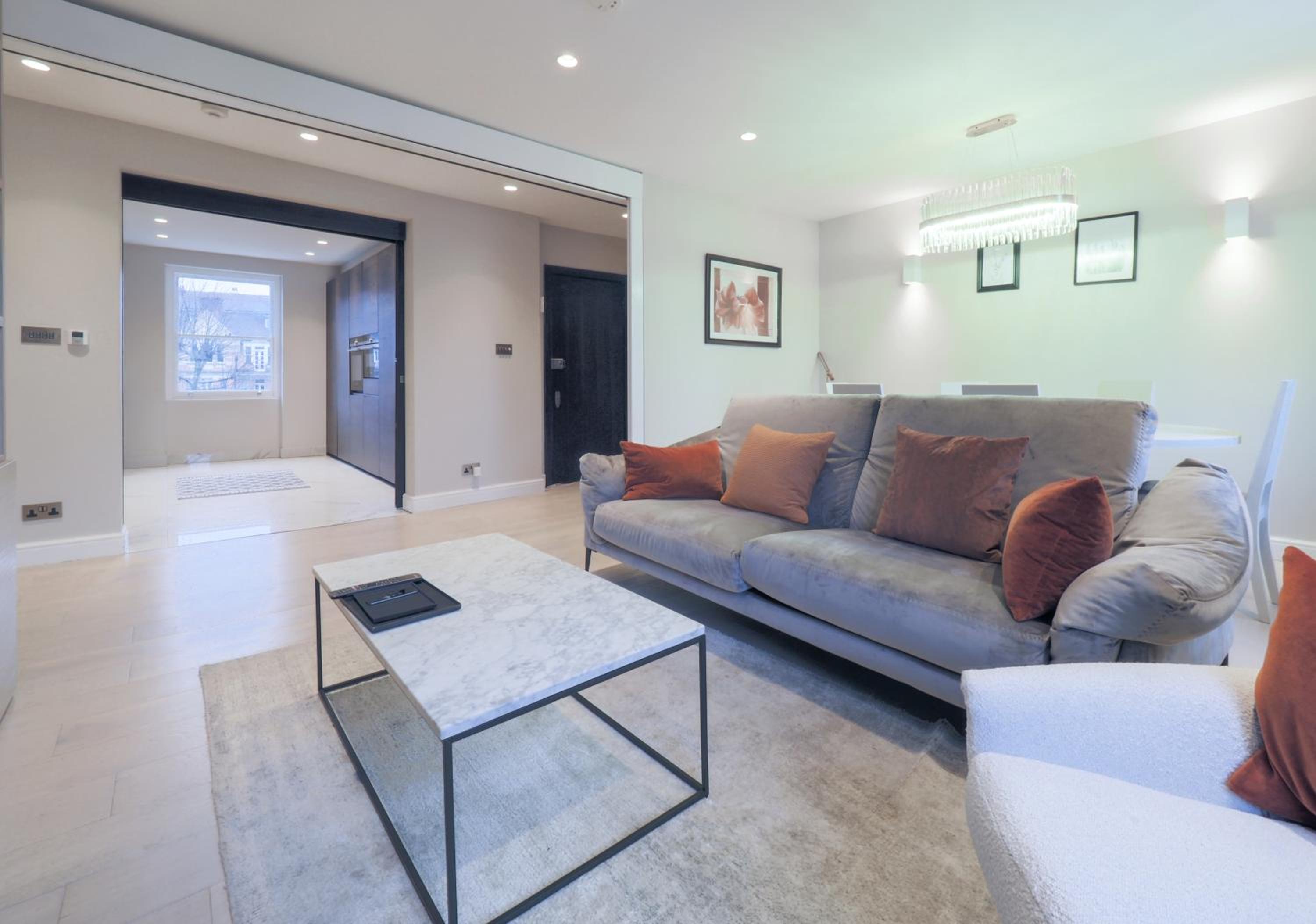 Luxury 3 Bedroom Flat in Maida Vale