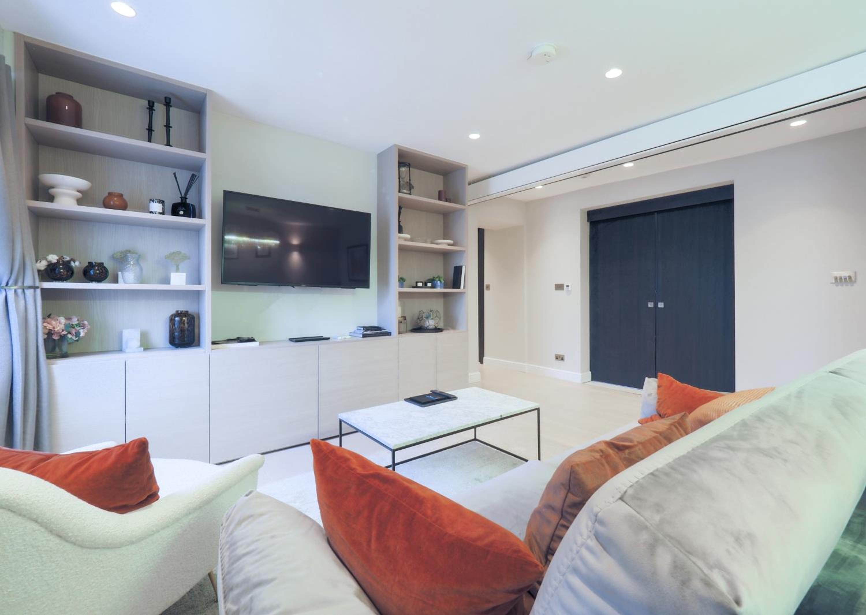 Luxury 3 Bedroom Flat in Maida Vale