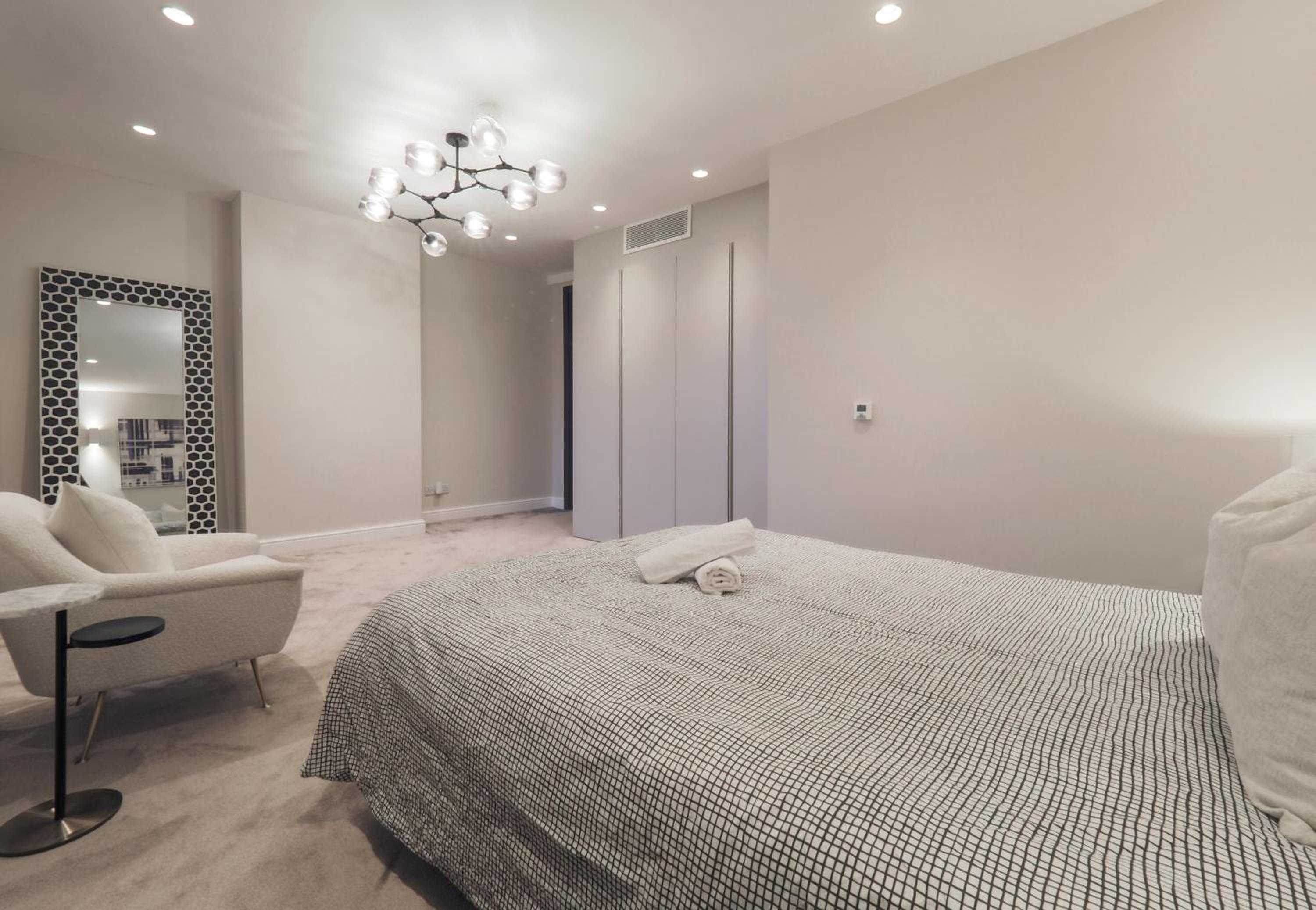 Luxury 3 Bedroom Flat in Maida Vale