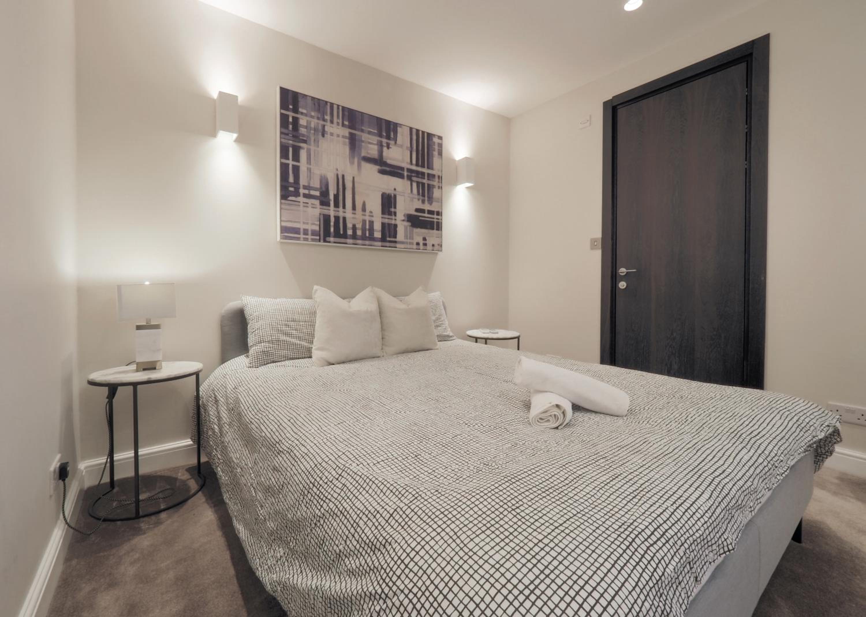 Luxury 3 Bedroom Flat in Maida Vale
