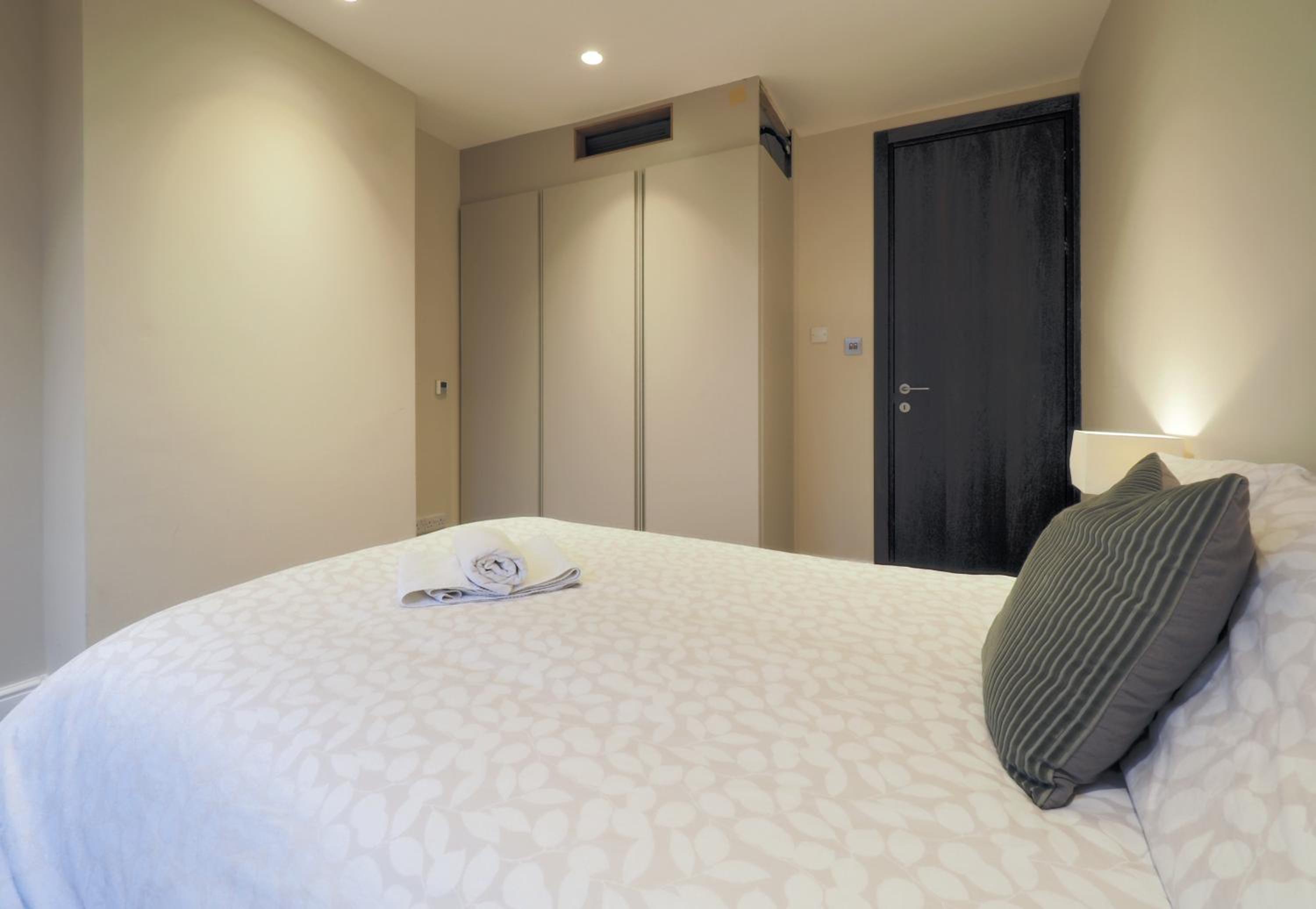 Luxury 3 Bedroom Flat in Maida Vale