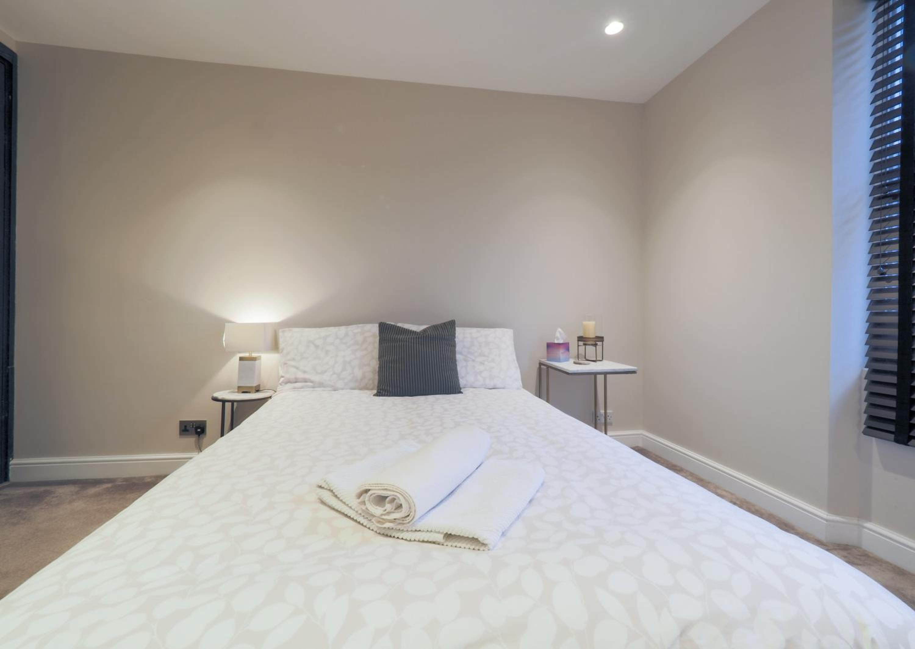 Luxury 3 Bedroom Flat in Maida Vale