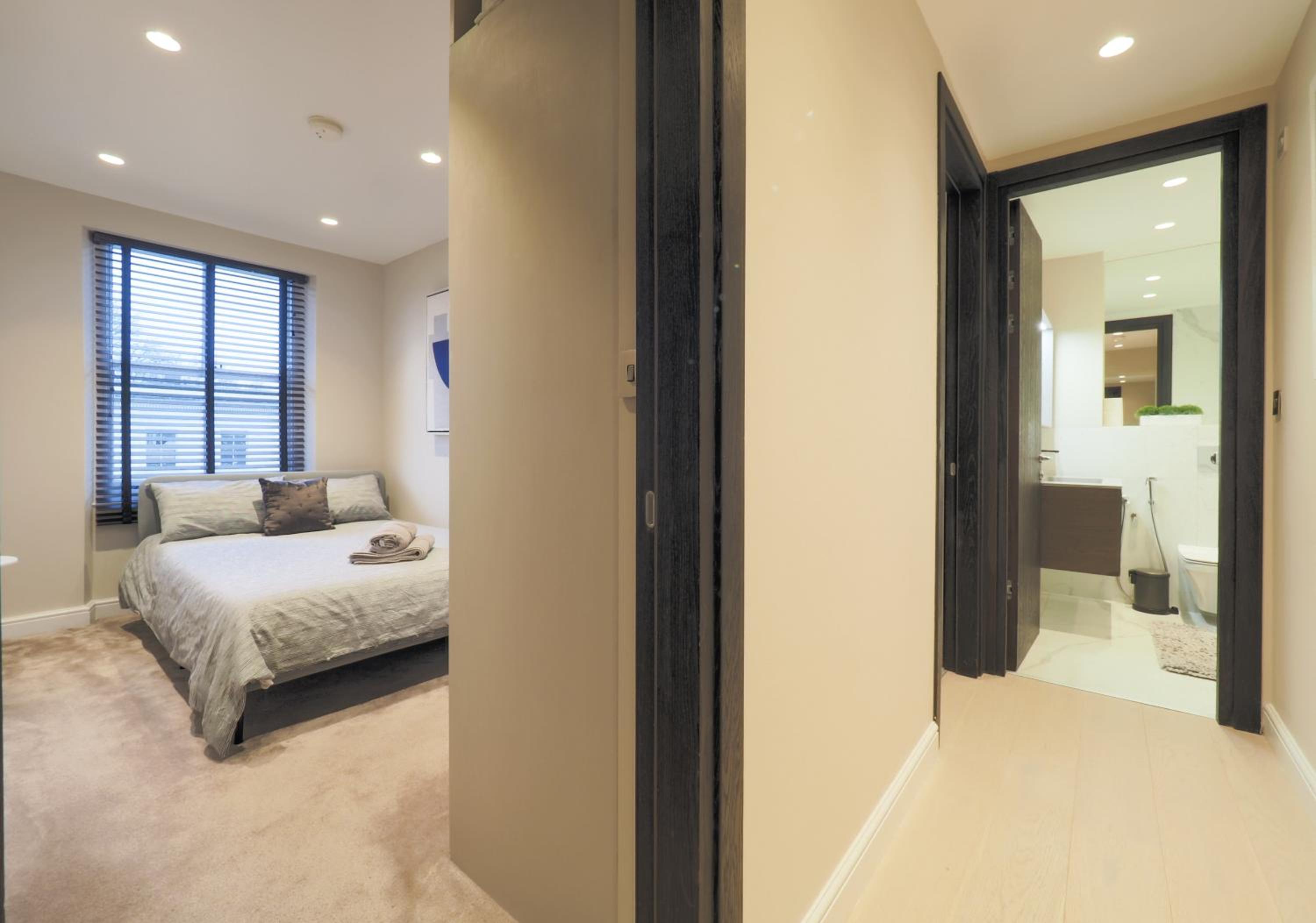 Luxury 3 Bedroom Flat in Maida Vale