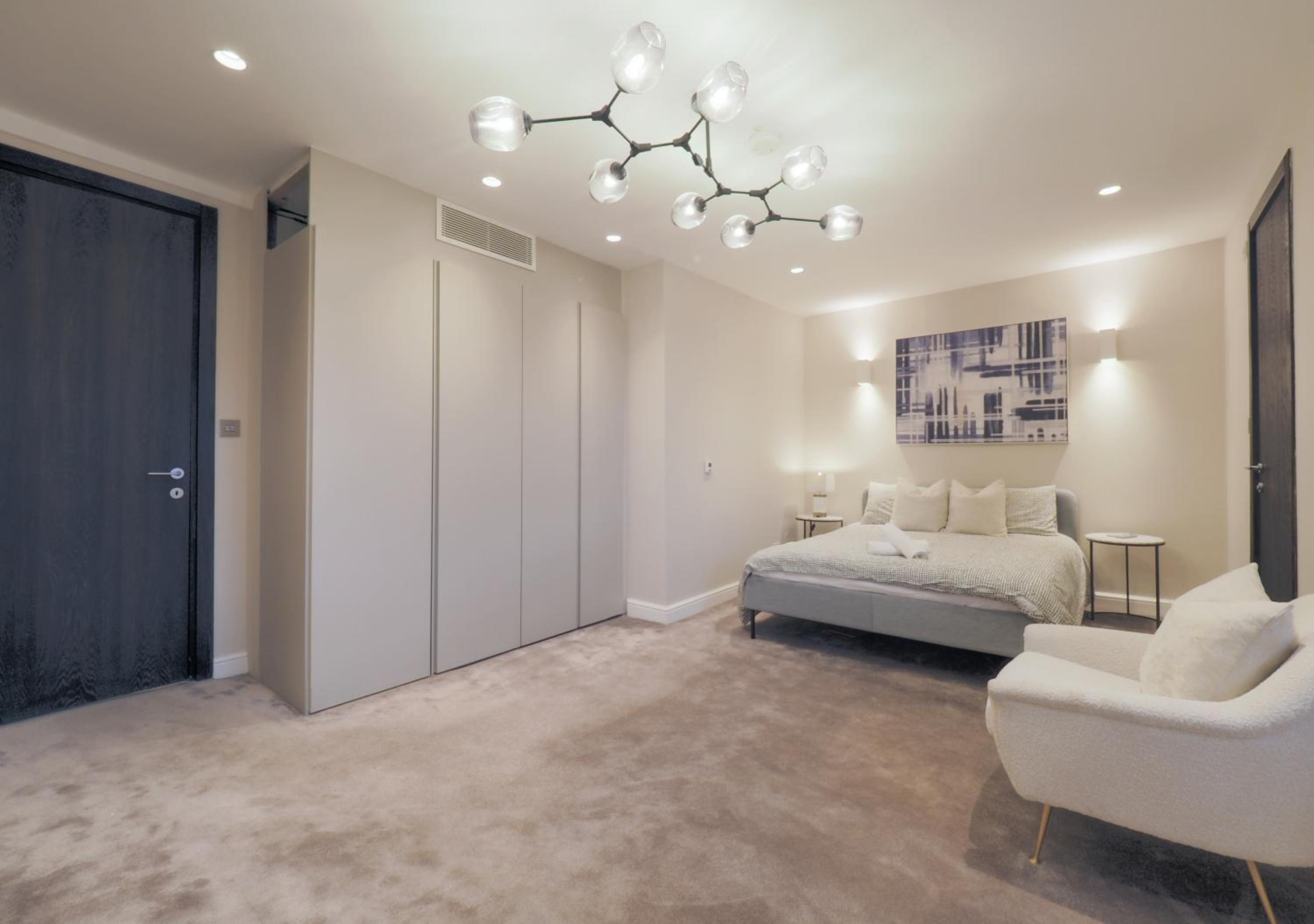 Luxury 3 Bedroom Flat in Maida Vale