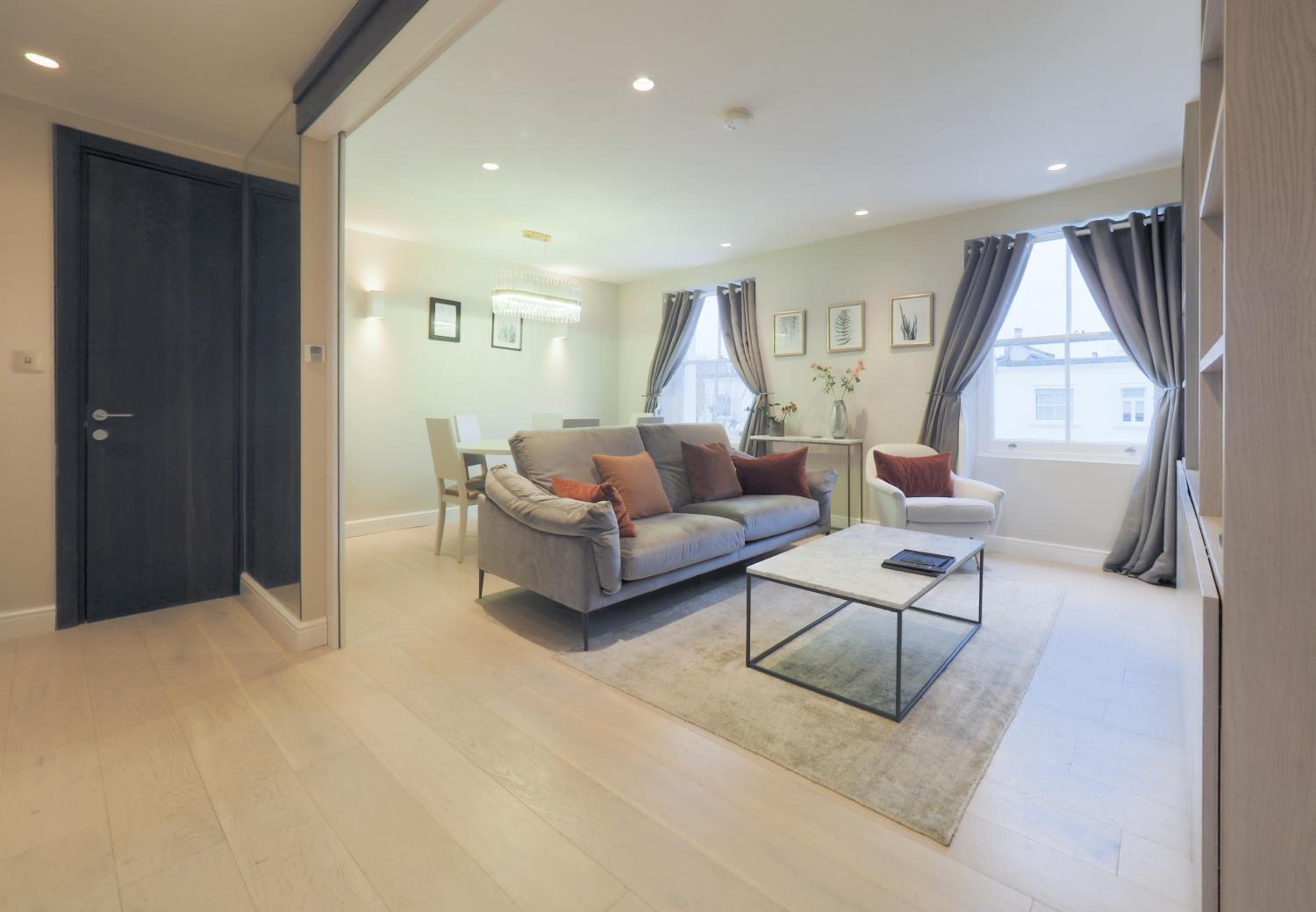 Luxury 3 Bedroom Flat in Maida Vale