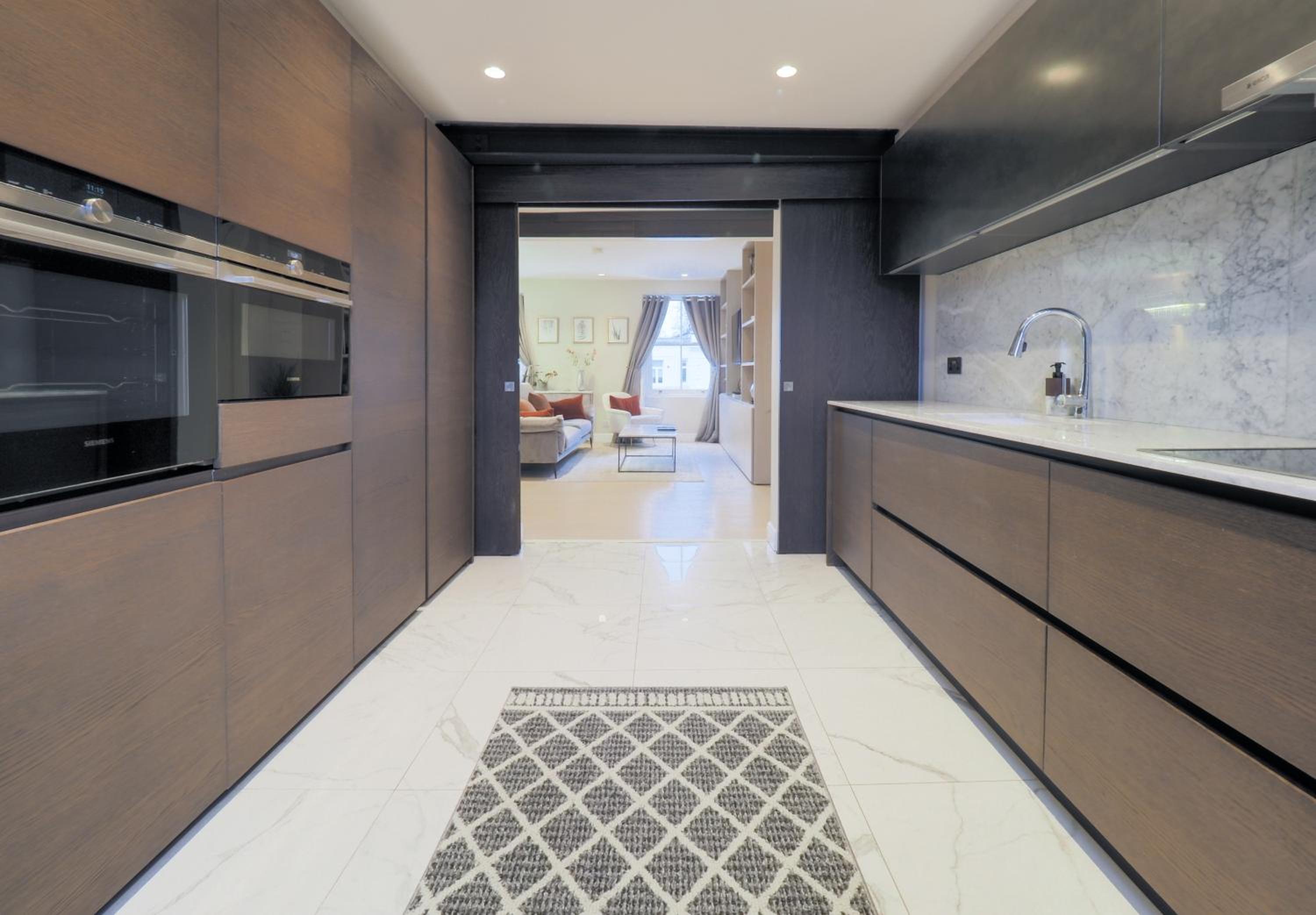 Luxury 3 Bedroom Flat in Maida Vale