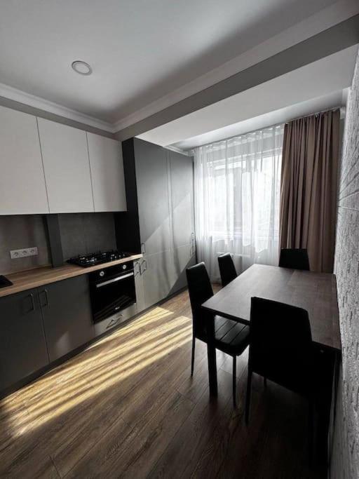 Apartament Telecentru 3H Et.7 view 4