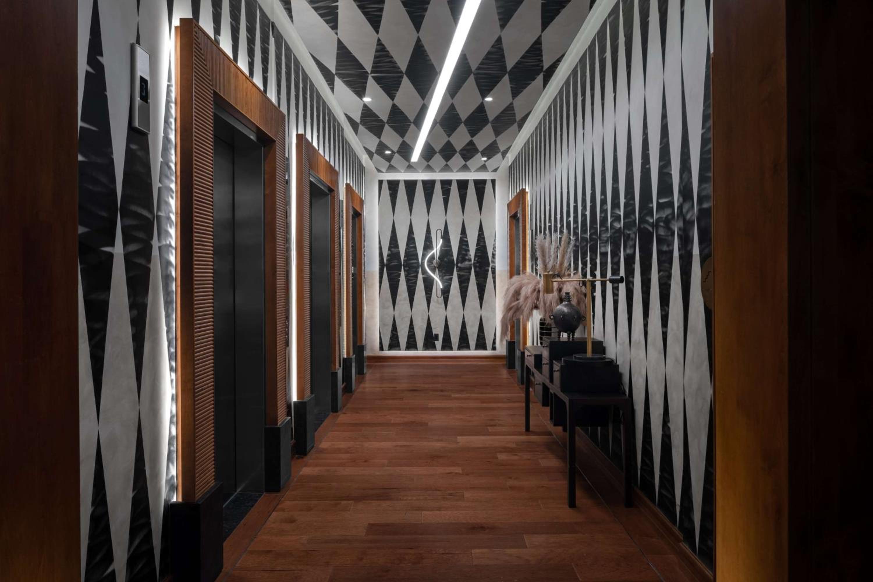 Hotel Fraye Nashville, Curio Collection By Hilton 3