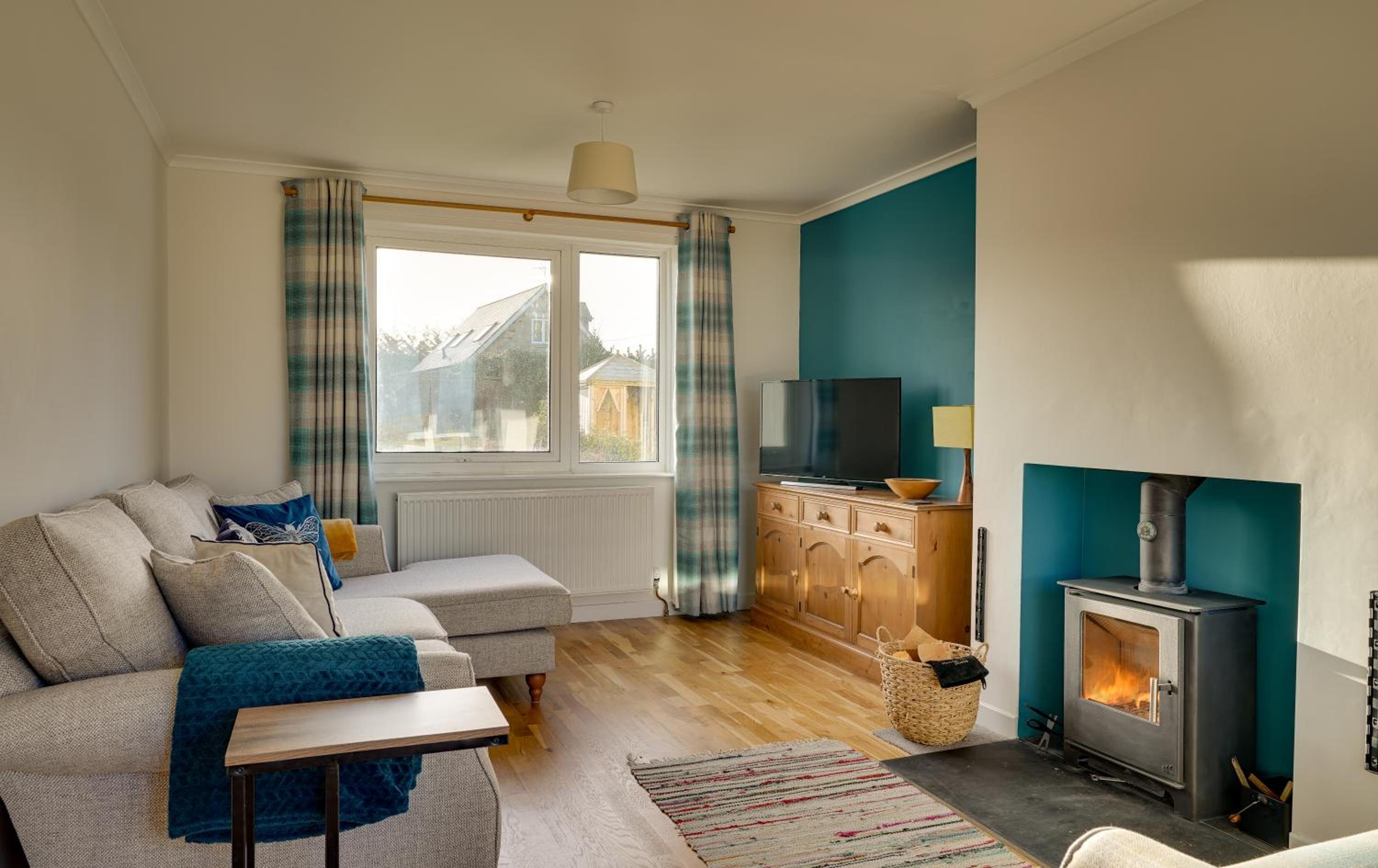 The Birdhouse Family Home with Countryside Views view 5