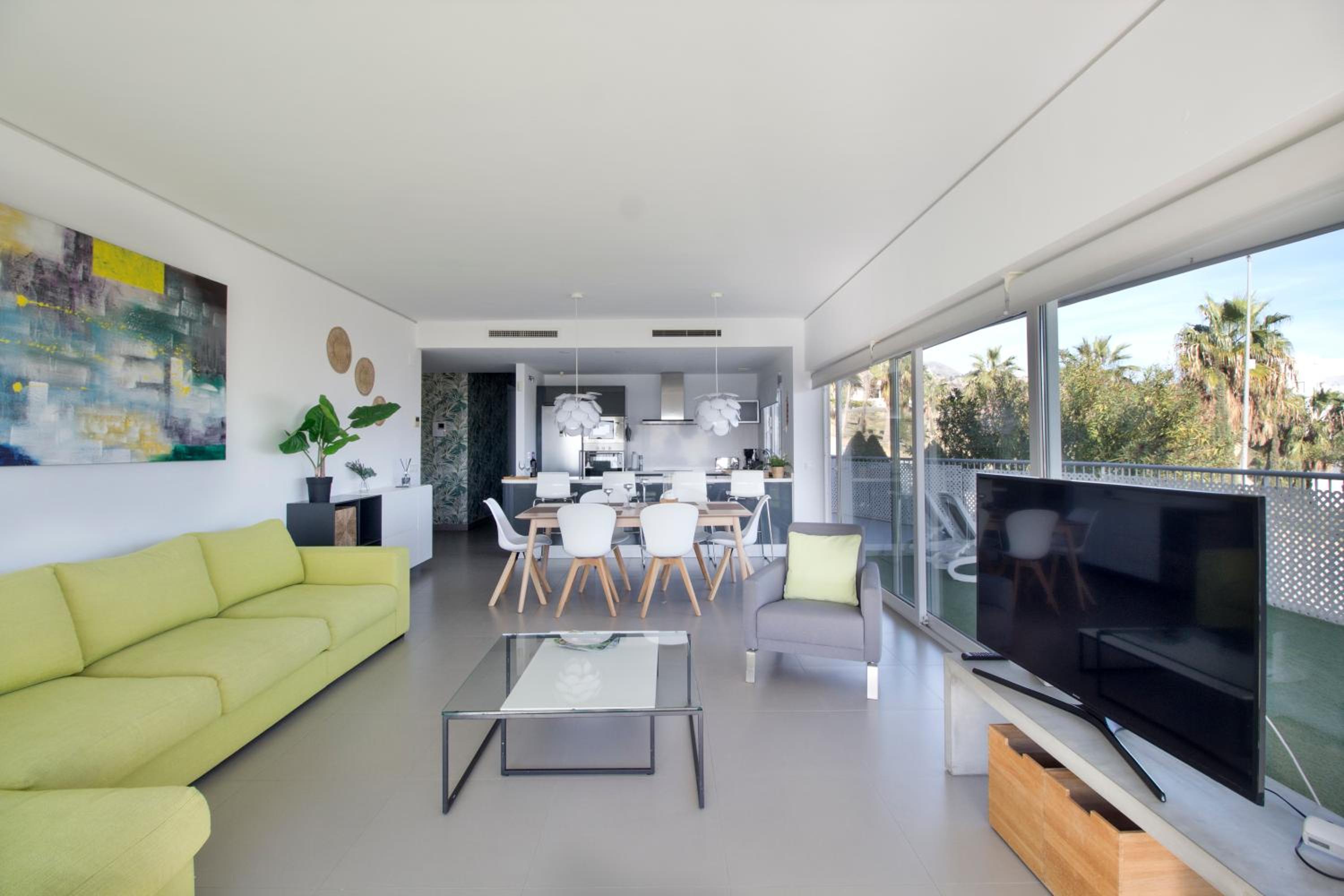Luxury Apartment With Sea View