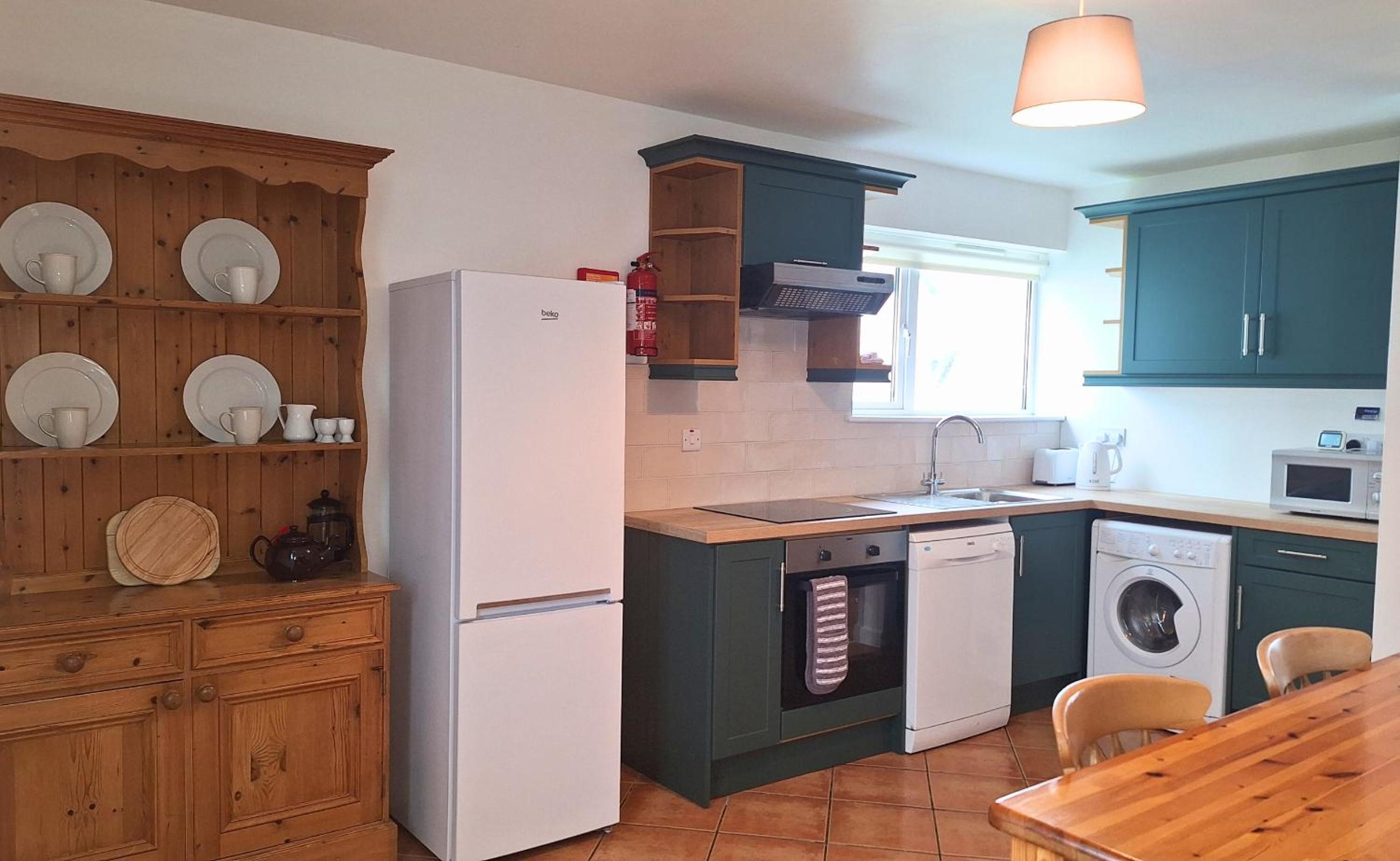 Dingle Harbour Cottages 3 Bed Sleeps 7 by Trident Holiday Homes view 3