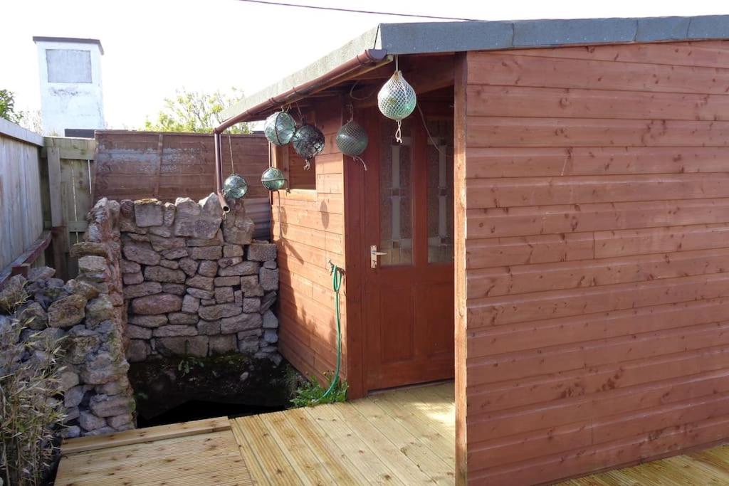 Holiday House with garden and sauna 10 pounds for Sauna view 3