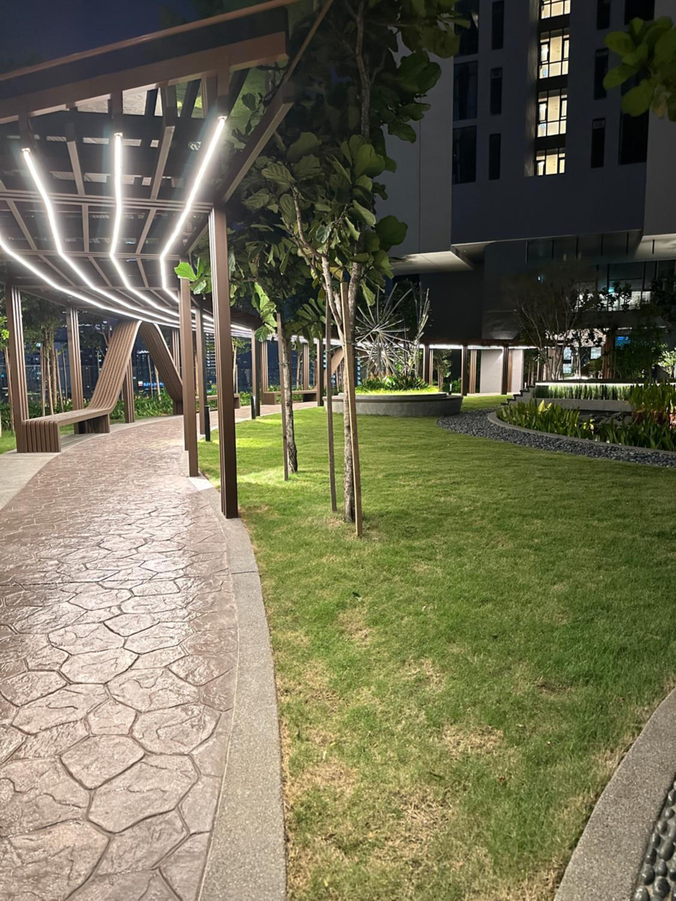 AXON RESIDENCE AT BUKIT BiNTANG KUALA LAMPUR