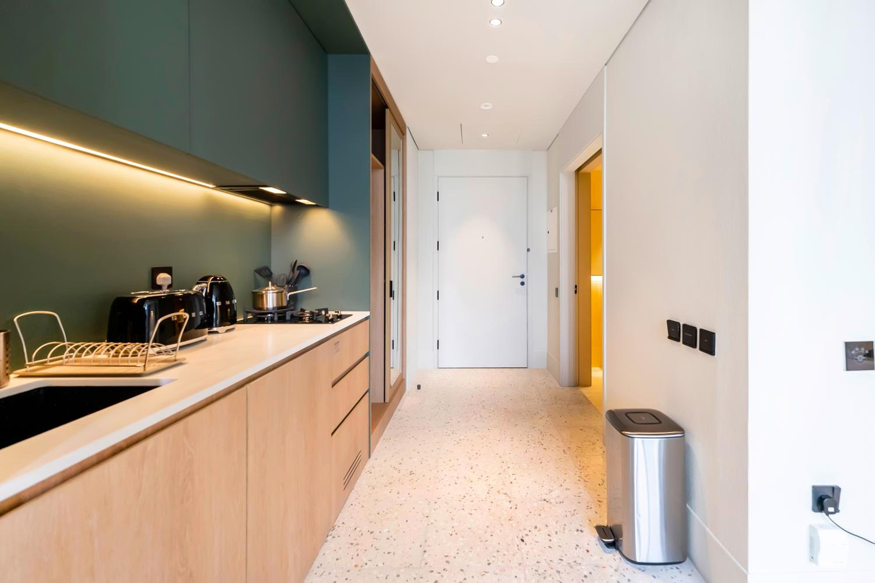 FAM Living - Upside Living - WFH Friendly-Business Bay