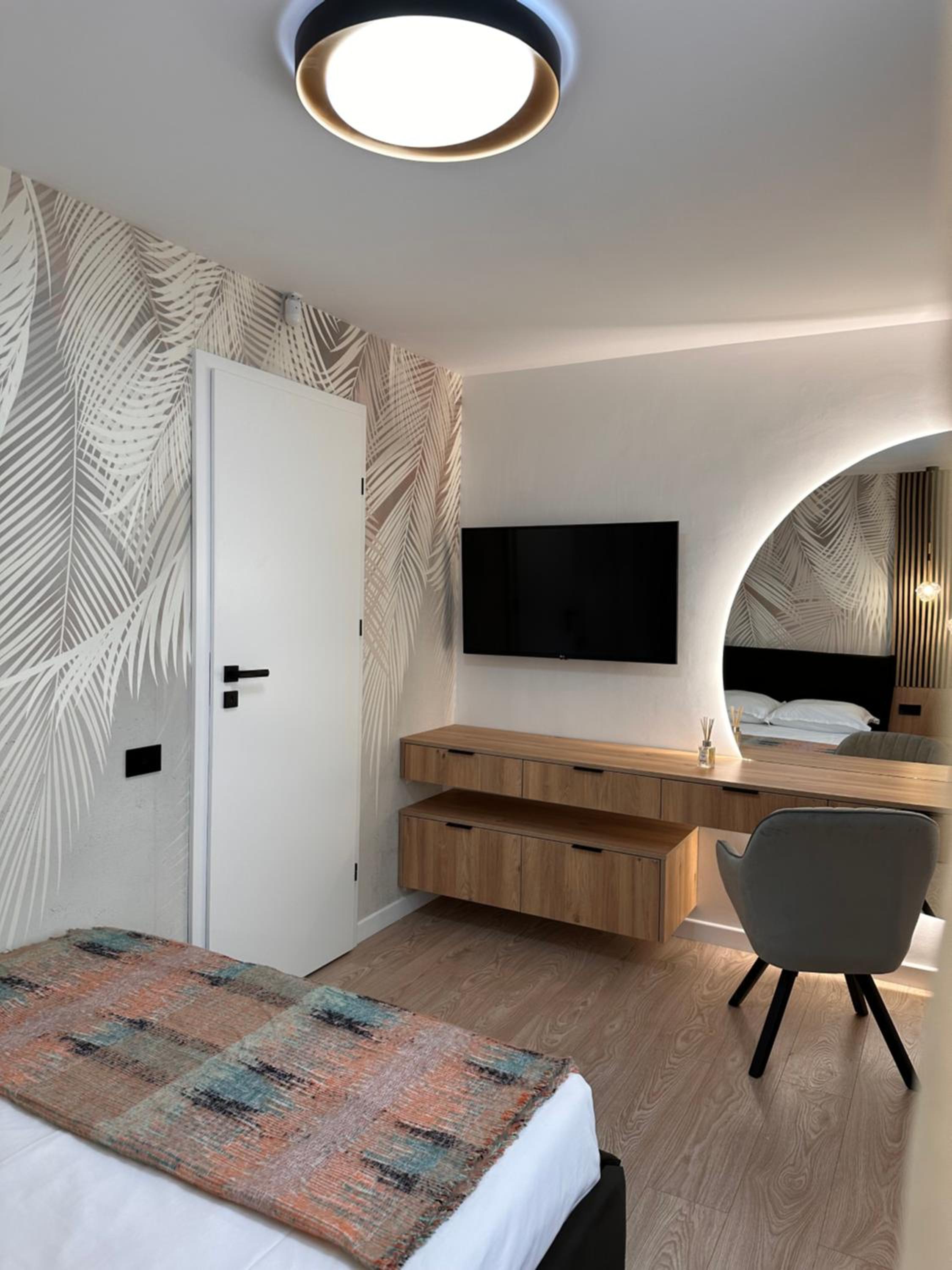 hotel room