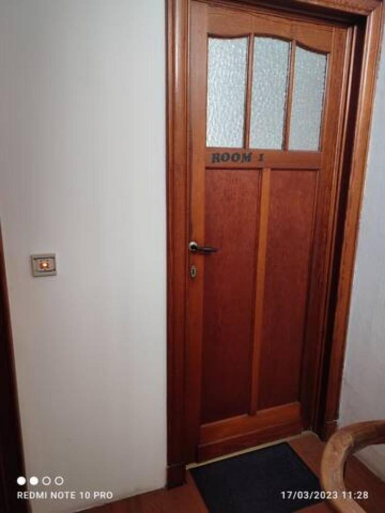 Beautiful, renovated fully self contained room